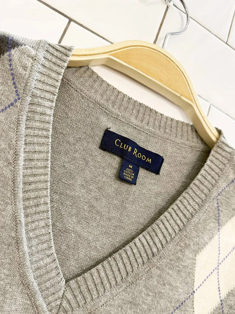 club room argyle light knit sweater vest sold by Good Market Thrift Store product image thumbnail 5