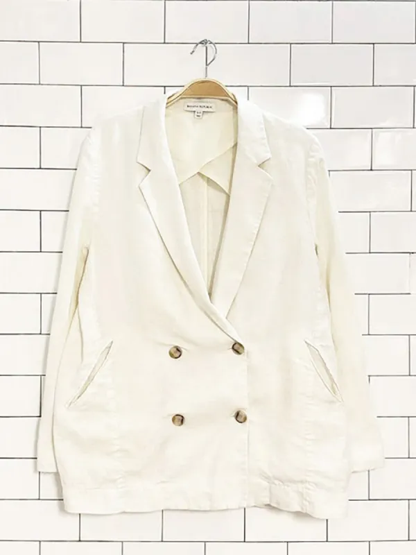 banana republic 100% linen relaxed double breasted blazer made by Good Market Thrift Store