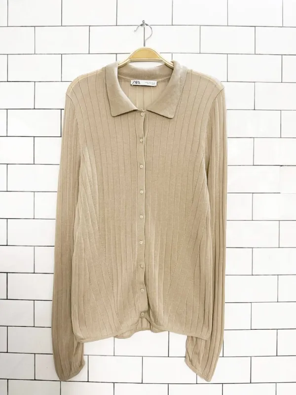 zara ribbed full button cardigan shirt made by Good Market Thrift Store