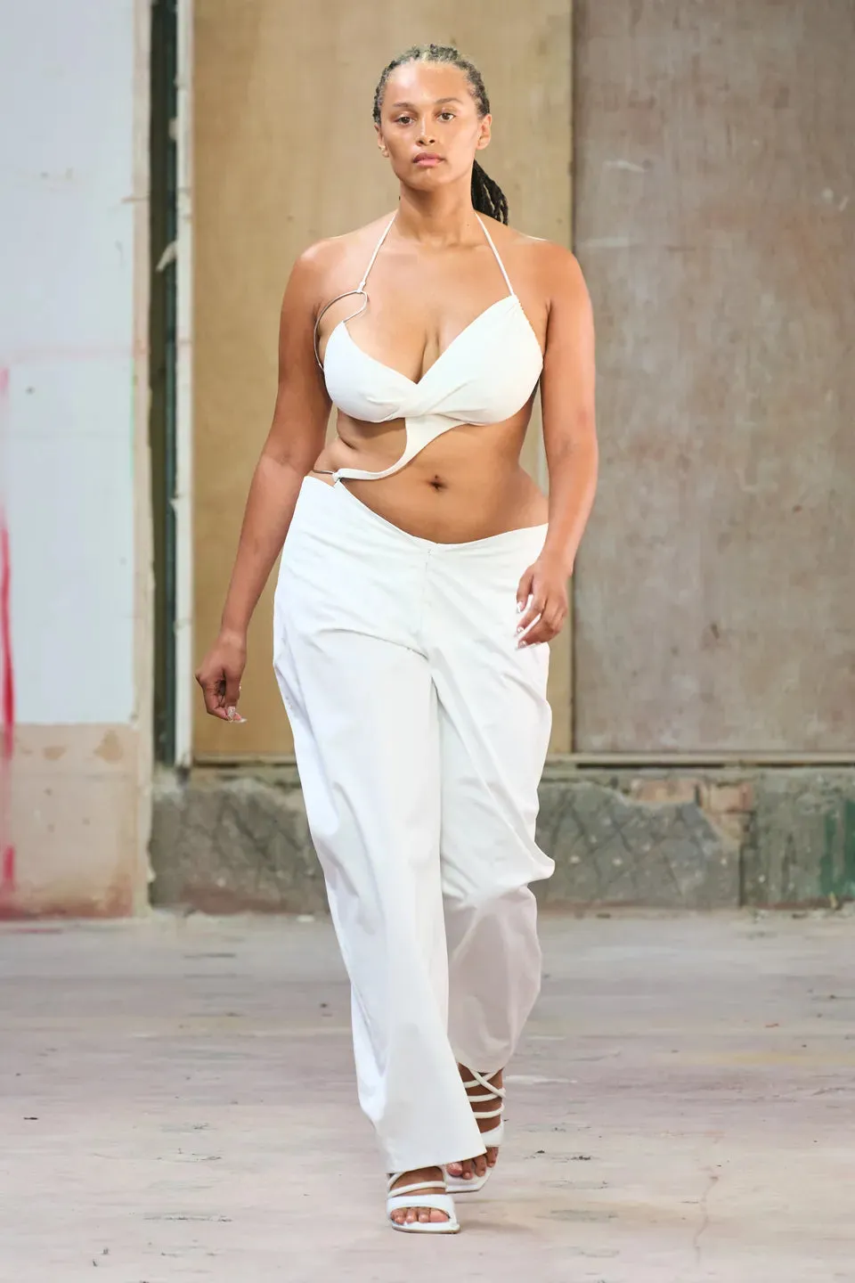 Barely There Twisted Top in Crepe sold by Karoline Vitto product image thumbnail 2