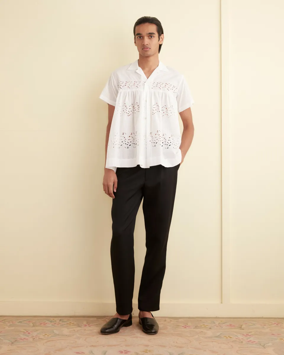 【2plan】Pla Embroidery Punching Short Sleeve Shirt Petticoat Short Sleeve Shirt | Parallel