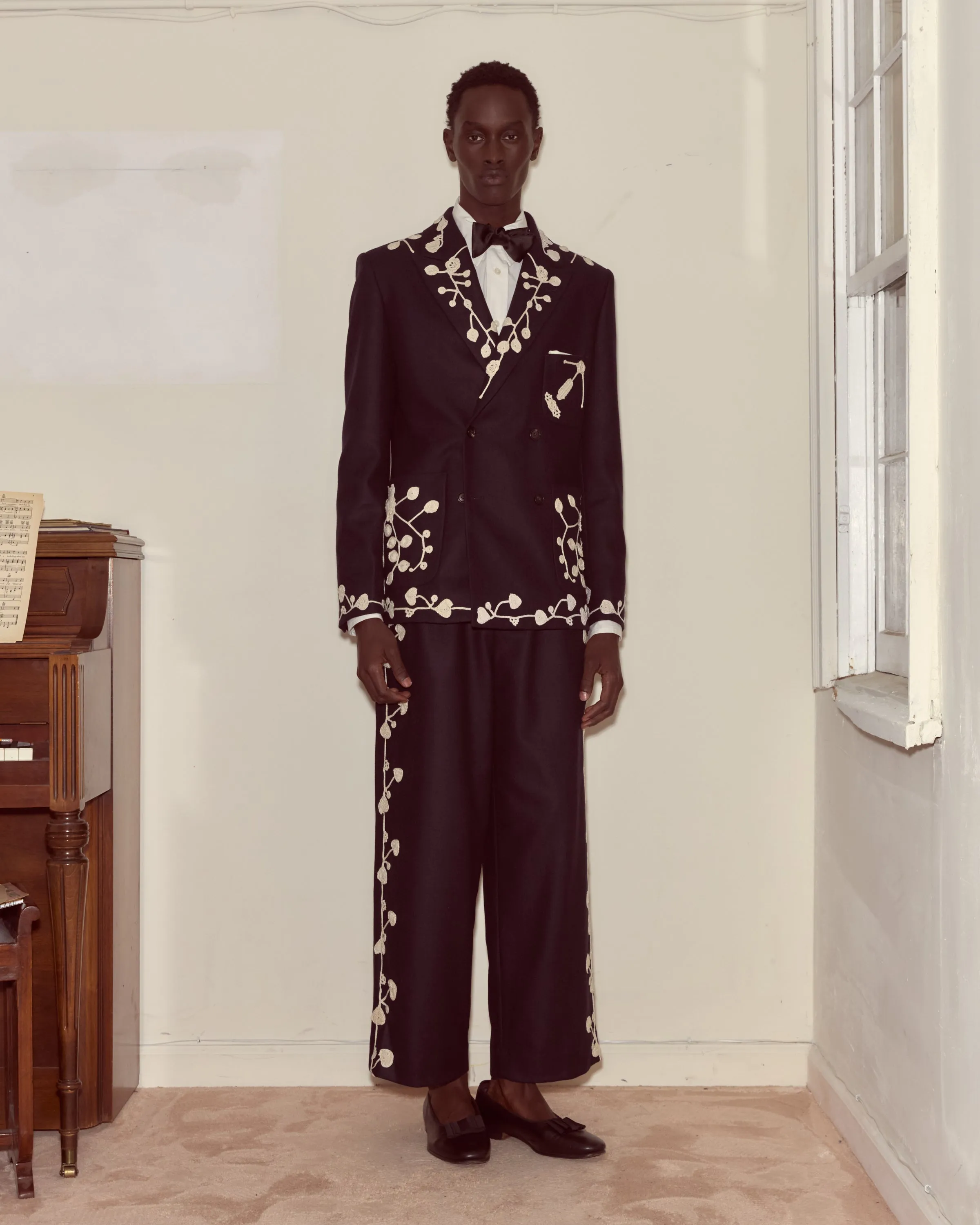 Snowdrop Appliqué Suit Jacket - Navy sold by BODE product image thumbnail 2