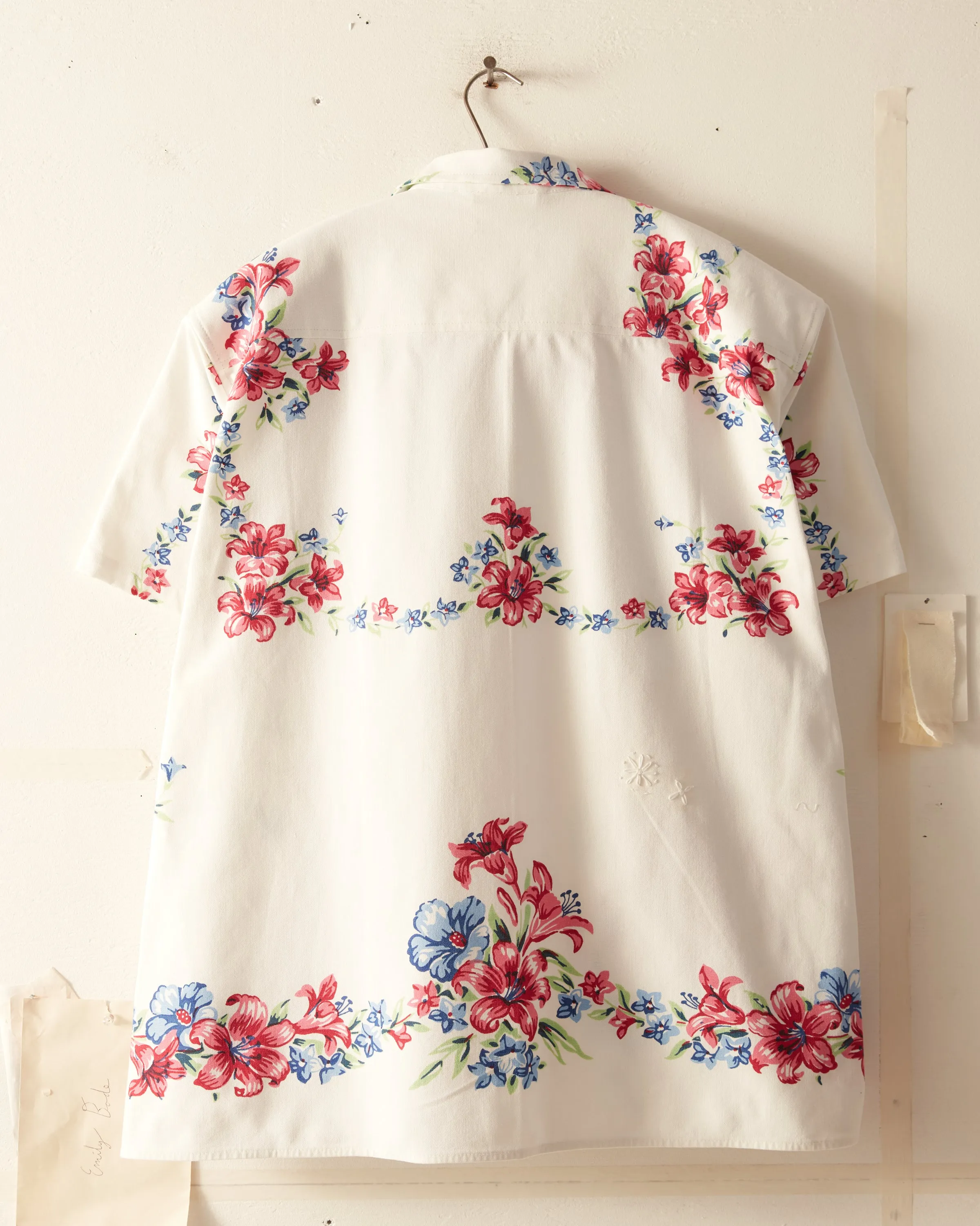 Berry Hibiscus Shirt - XL/XXL sold by BODE product image thumbnail 3