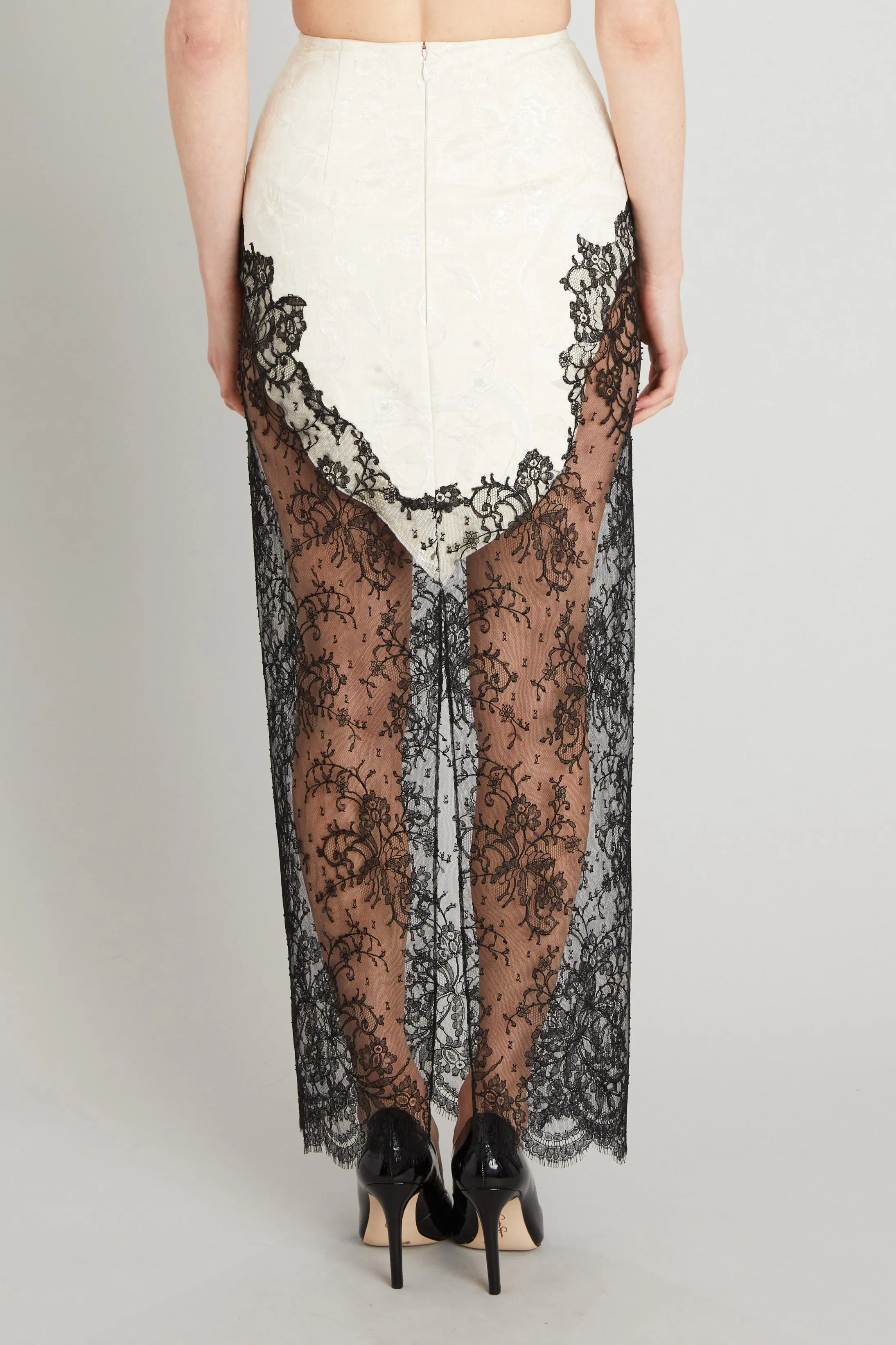 Wasp Skirt with Lace Applique sold by Wiederhoeft product image thumbnail 5