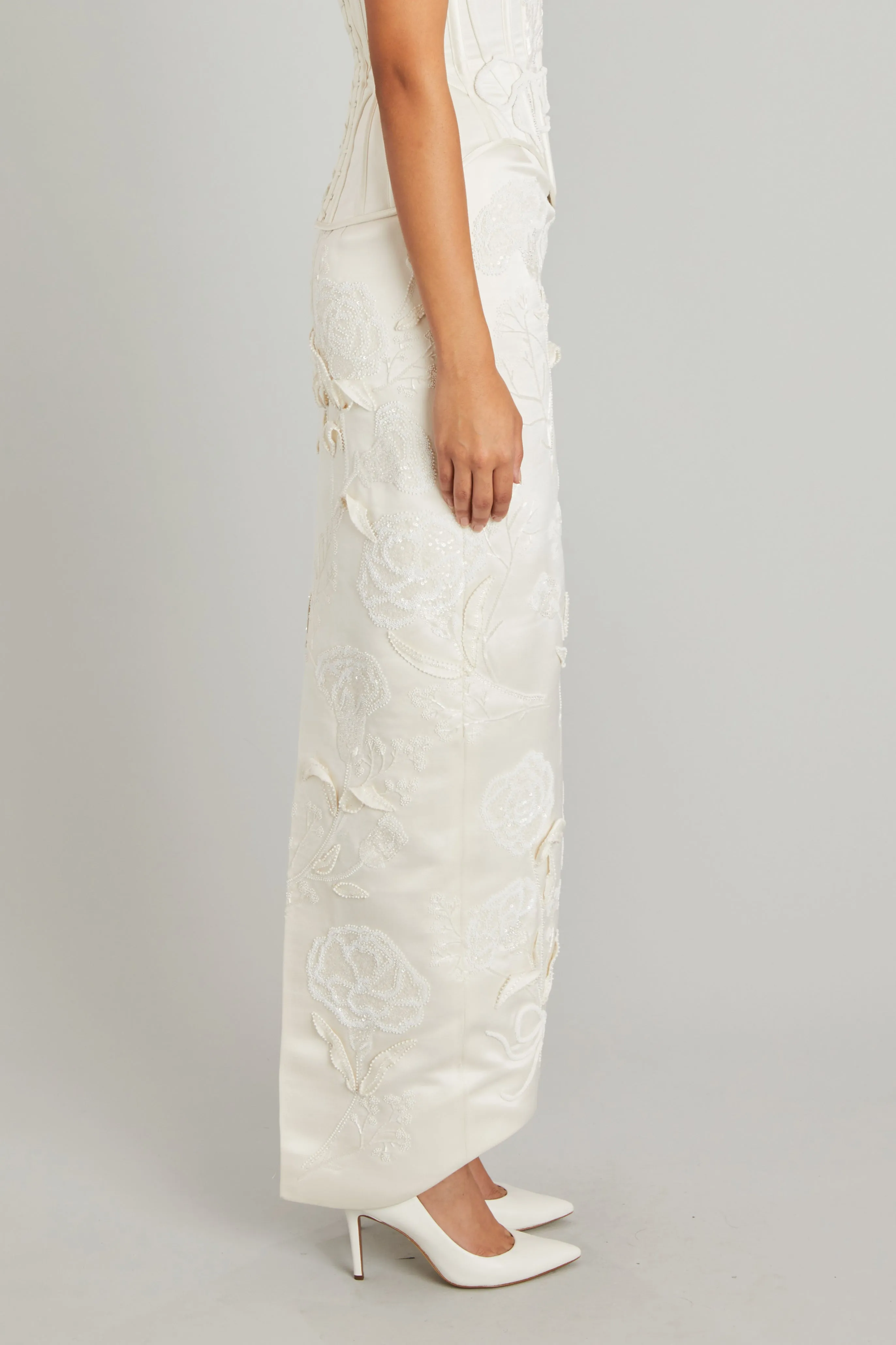 Ankle-length Wasp Skirt with Carnation Embroidery sold by Wiederhoeft product image thumbnail 3