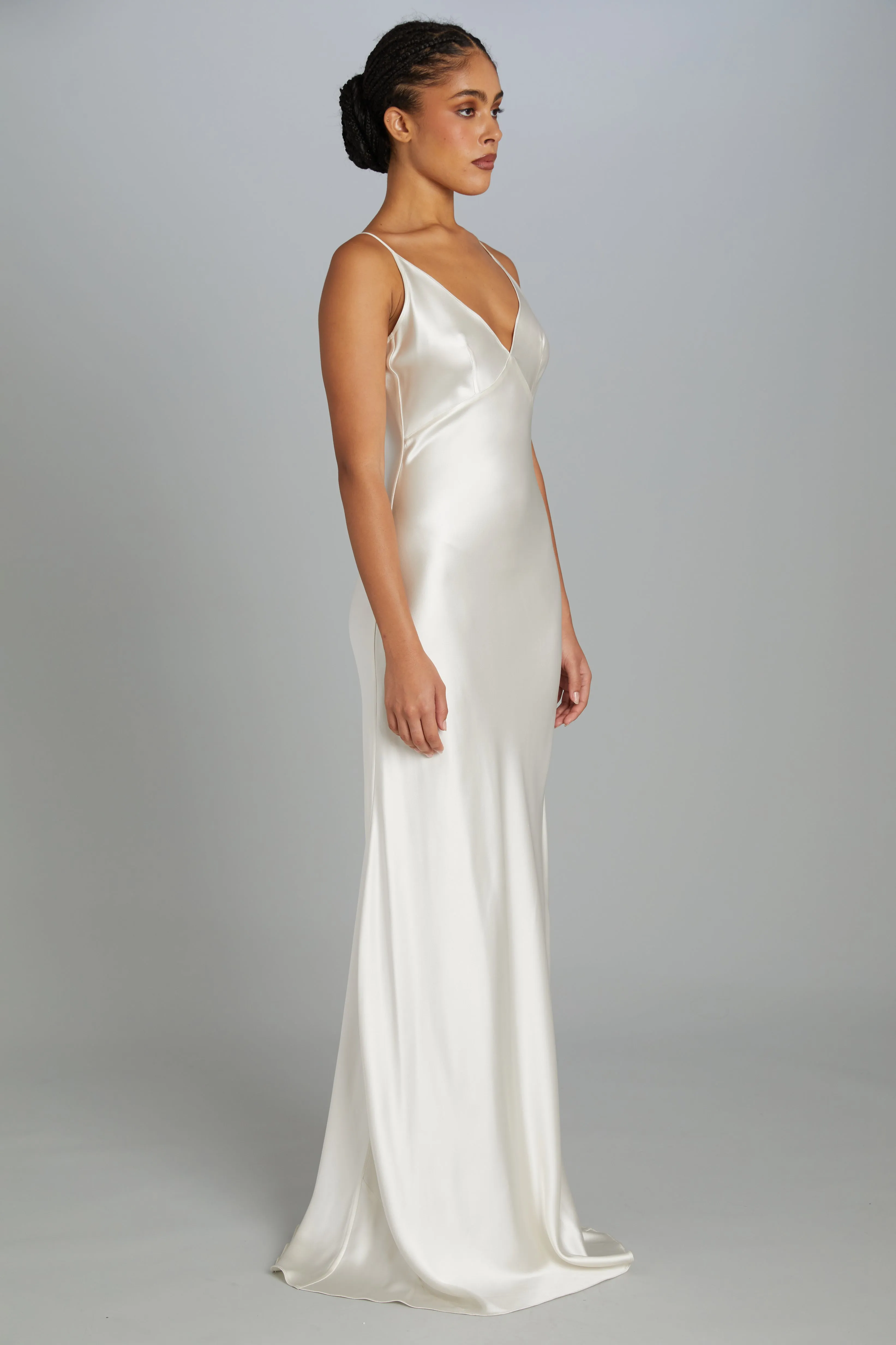 Floor-Length Bias-Cut Dress in Crepe Back Satin sold by Wiederhoeft product image thumbnail 3