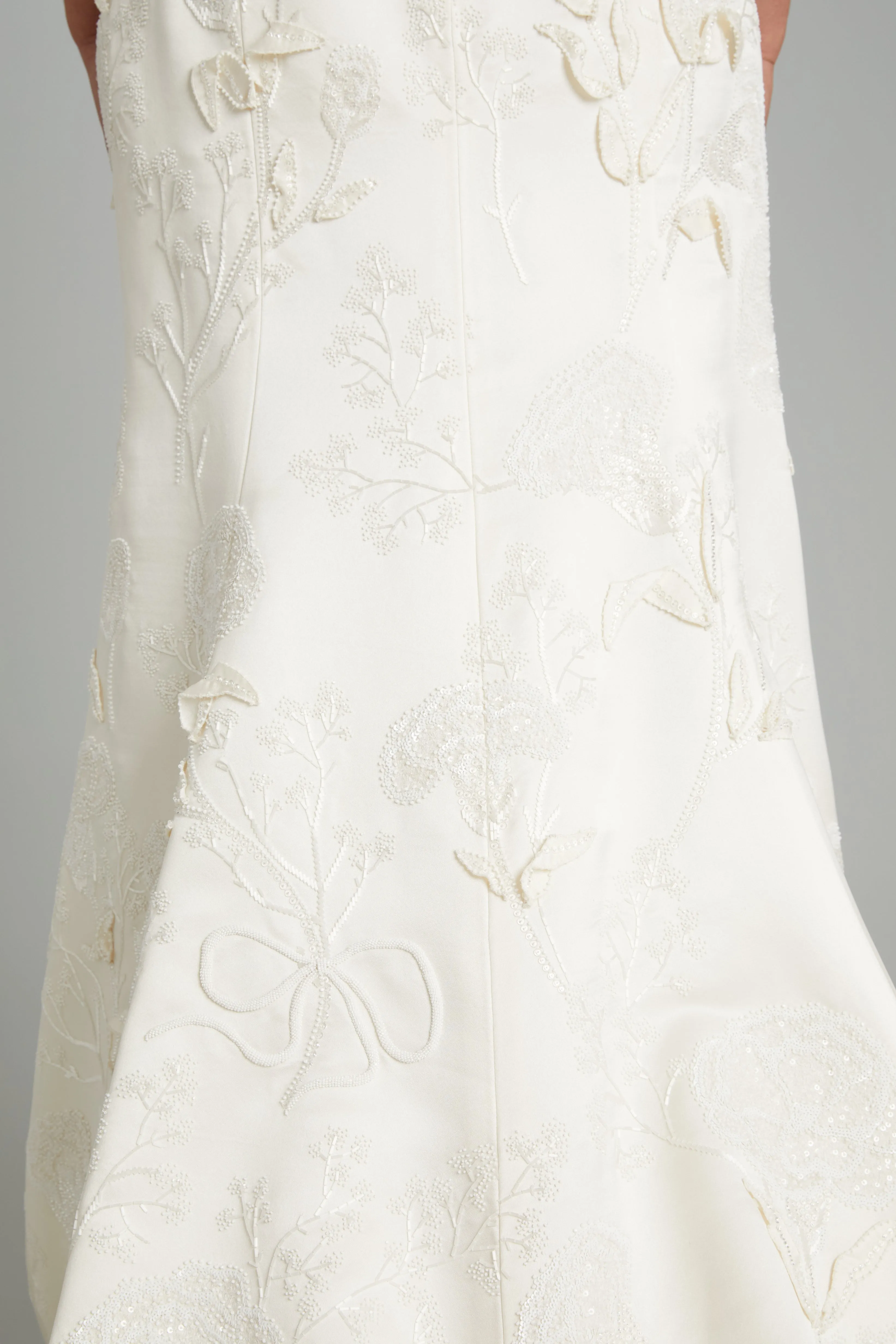 Classic Skirt with Carnation Embroidery sold by Wiederhoeft product image thumbnail 5