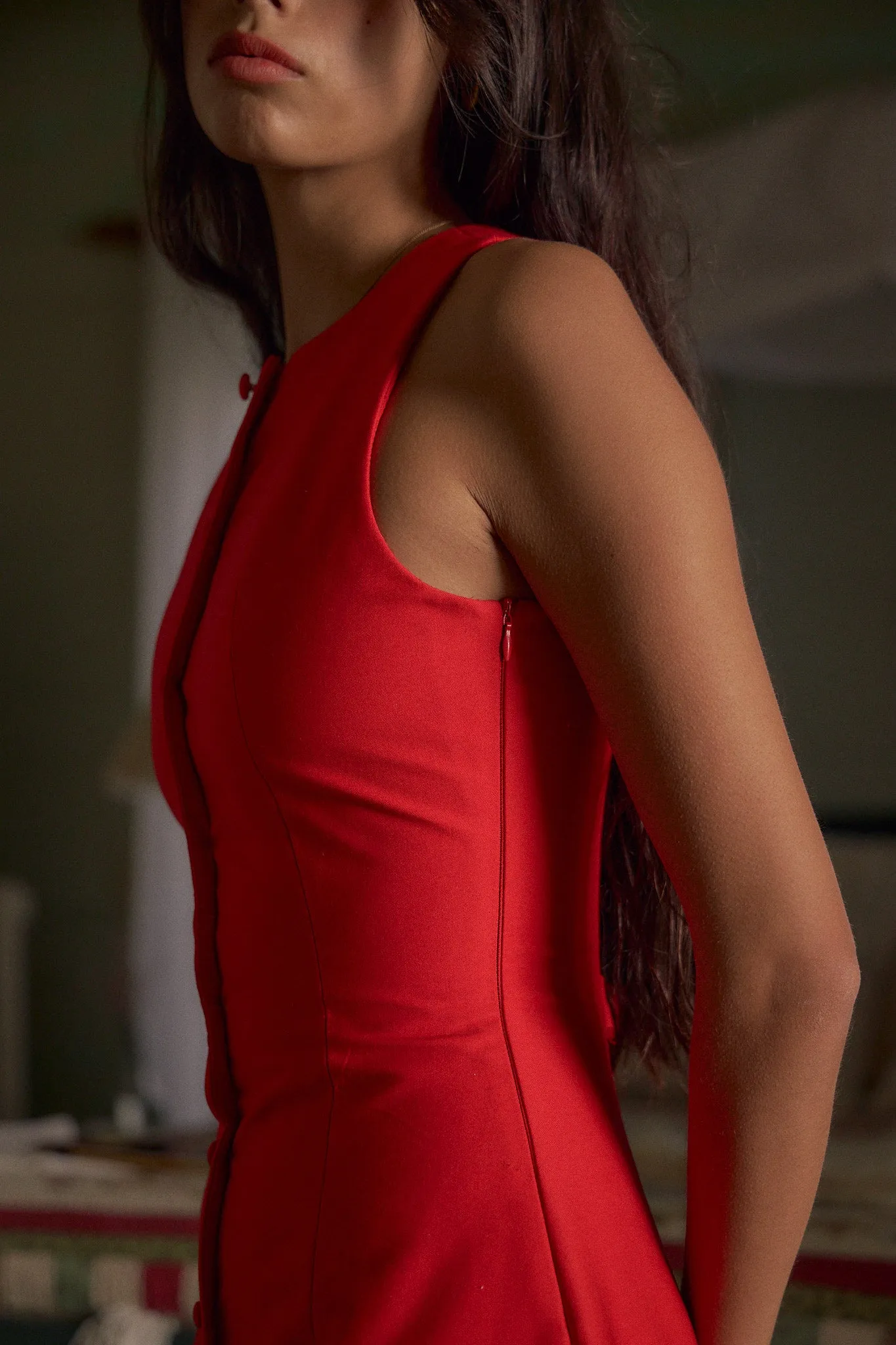 La Robe en Rouge sold by Mirror Palais product image thumbnail 5