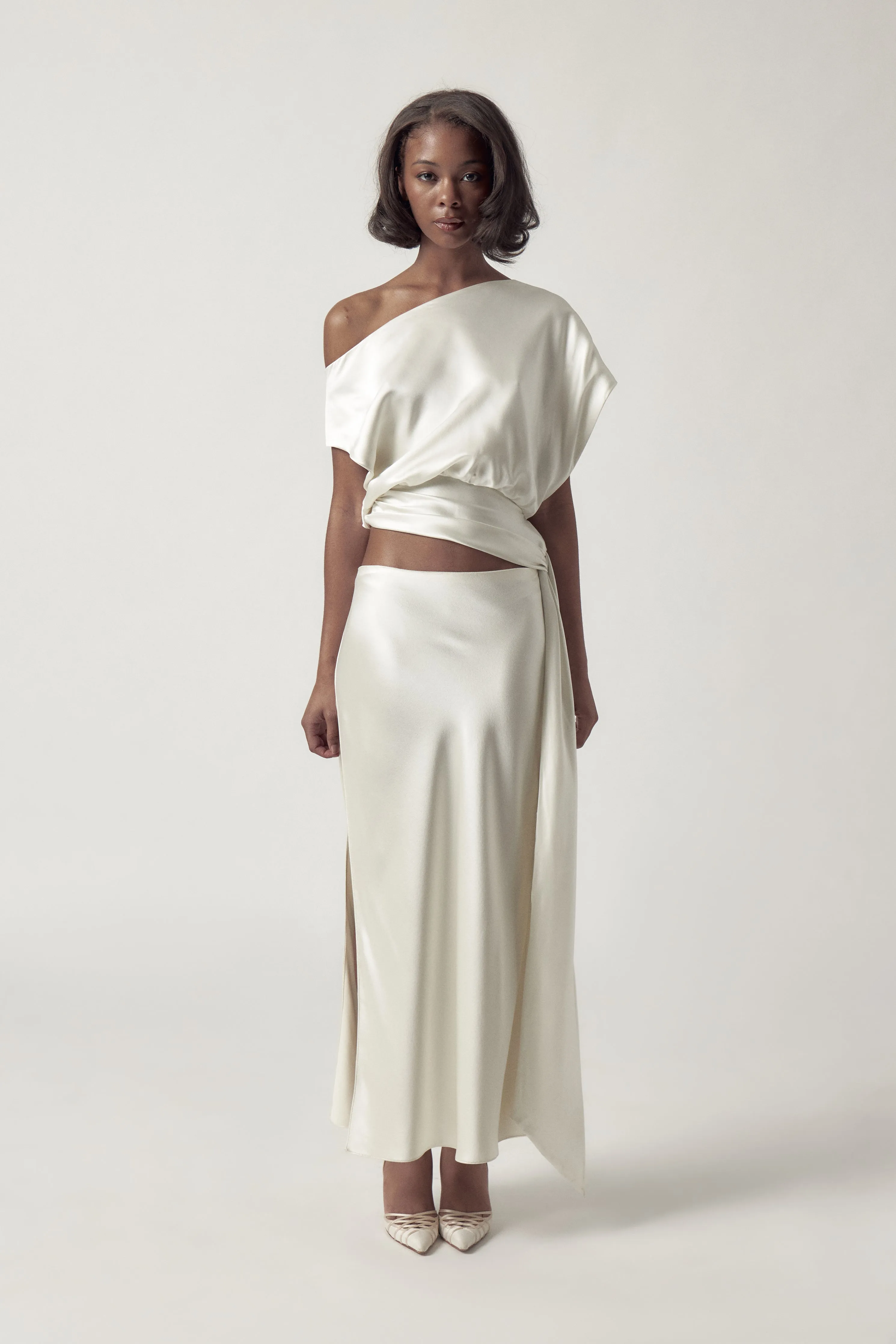 Low Rise Bias Skirt Pearl sold by Mirror Palais