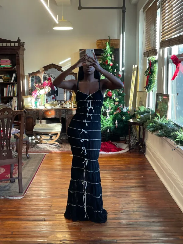 Sample Ruffle Tunnel Gown Noir sold by Mirror Palais