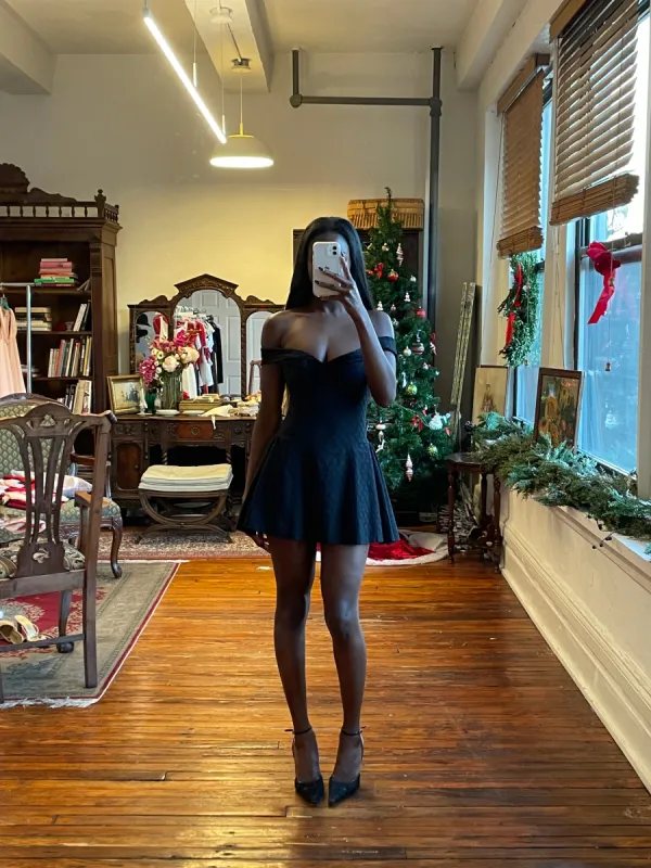 Sample Lady in Eyelet Dress Noir sold by Mirror Palais