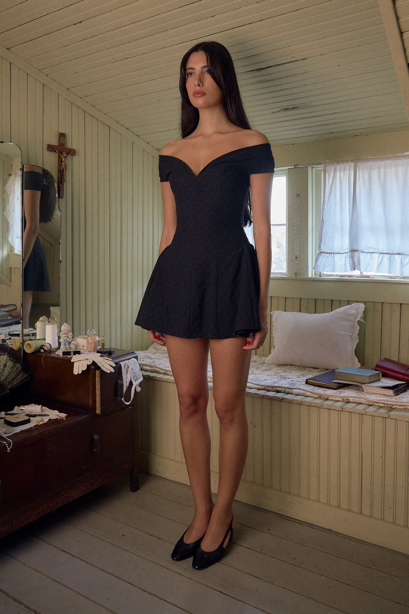 Lady in Eyelet Noir sold by Mirror Palais product image thumbnail 4