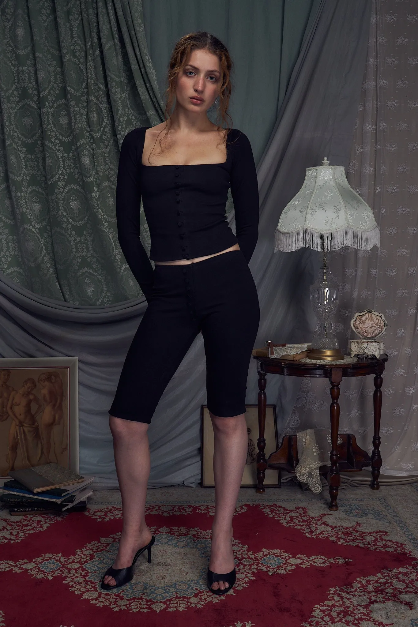 Tudor Top Noir sold by Mirror Palais product image thumbnail 2