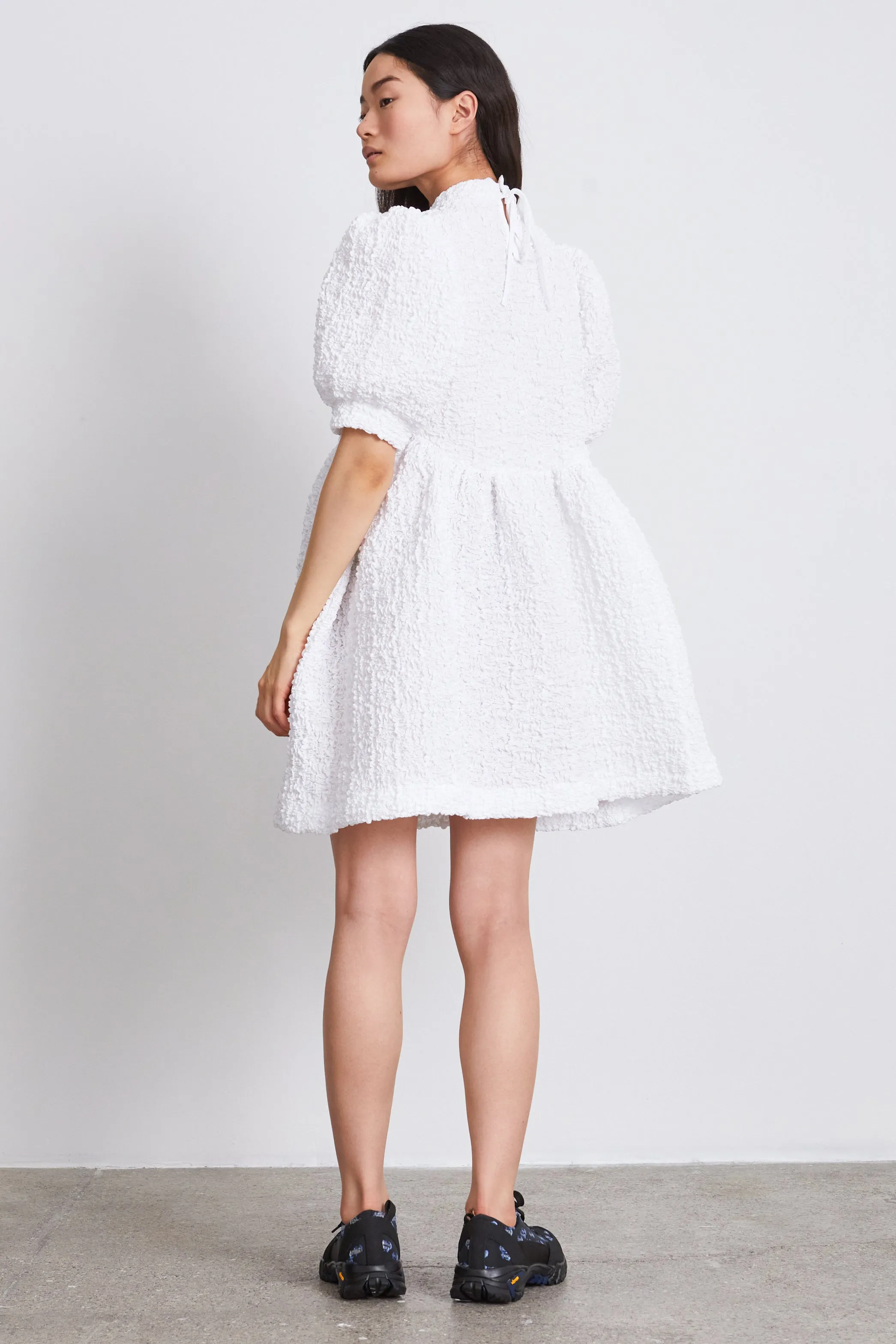 Cecilie Bahnsen Umaスモックコットンブレンド ドレスワンピース UMA | DRESS SMOCK COTTON WHITE | Parallel