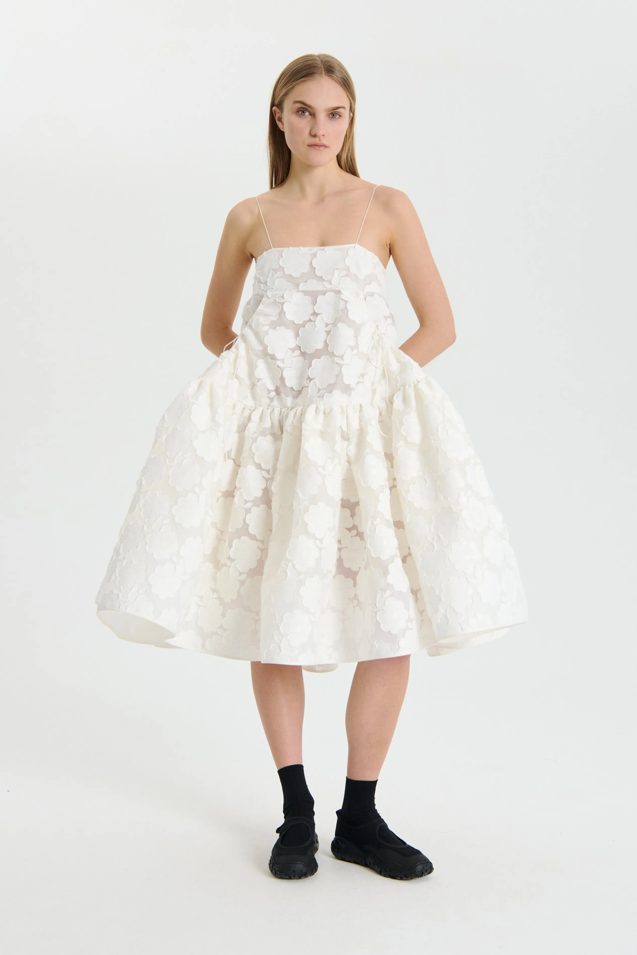 CIRKELINE | DRESS SUNSHINE FIL-COUP… WHITE sold by Cecilie Bahnsen