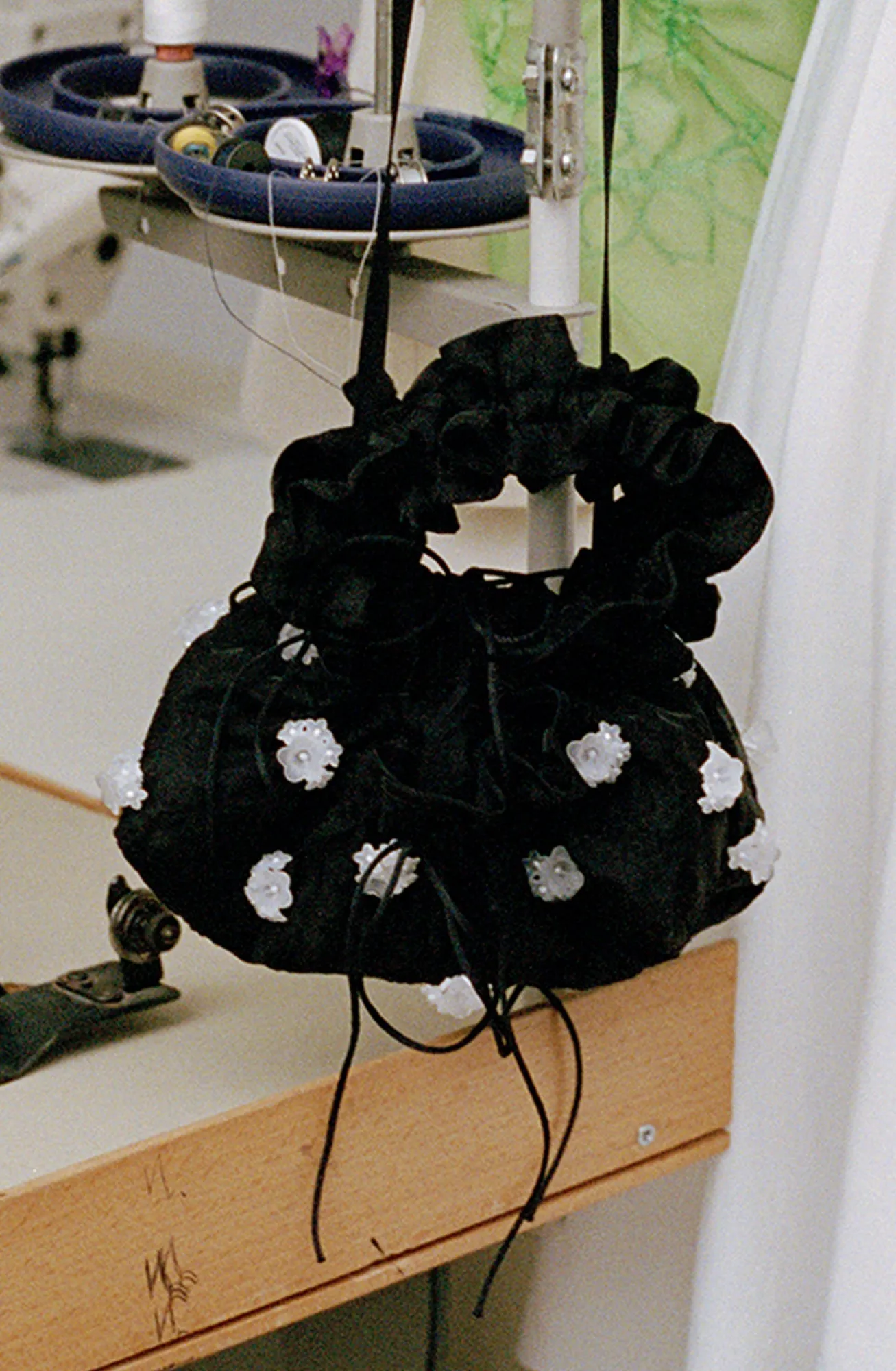 KIKU | BAG BEADED MARGUERITTE | BLACK/PEARL sold by Cecilie Bahnsen product image thumbnail 2