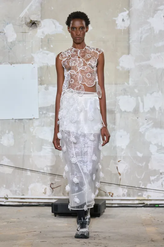 APRIL | SKIRT KIRI EMBROIDERY WHITE sold by Cecilie Bahnsen