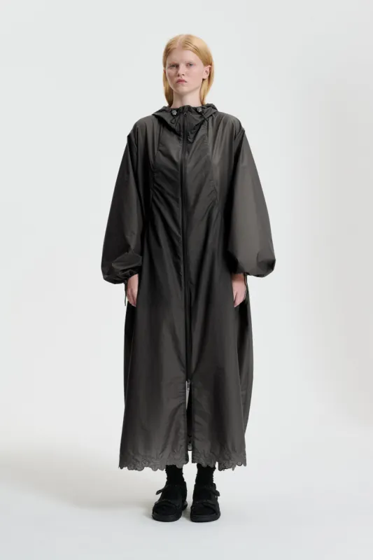 AMOS | COAT EMBROIDERED RIPSTOP BLACK made by Cecilie Bahnsen