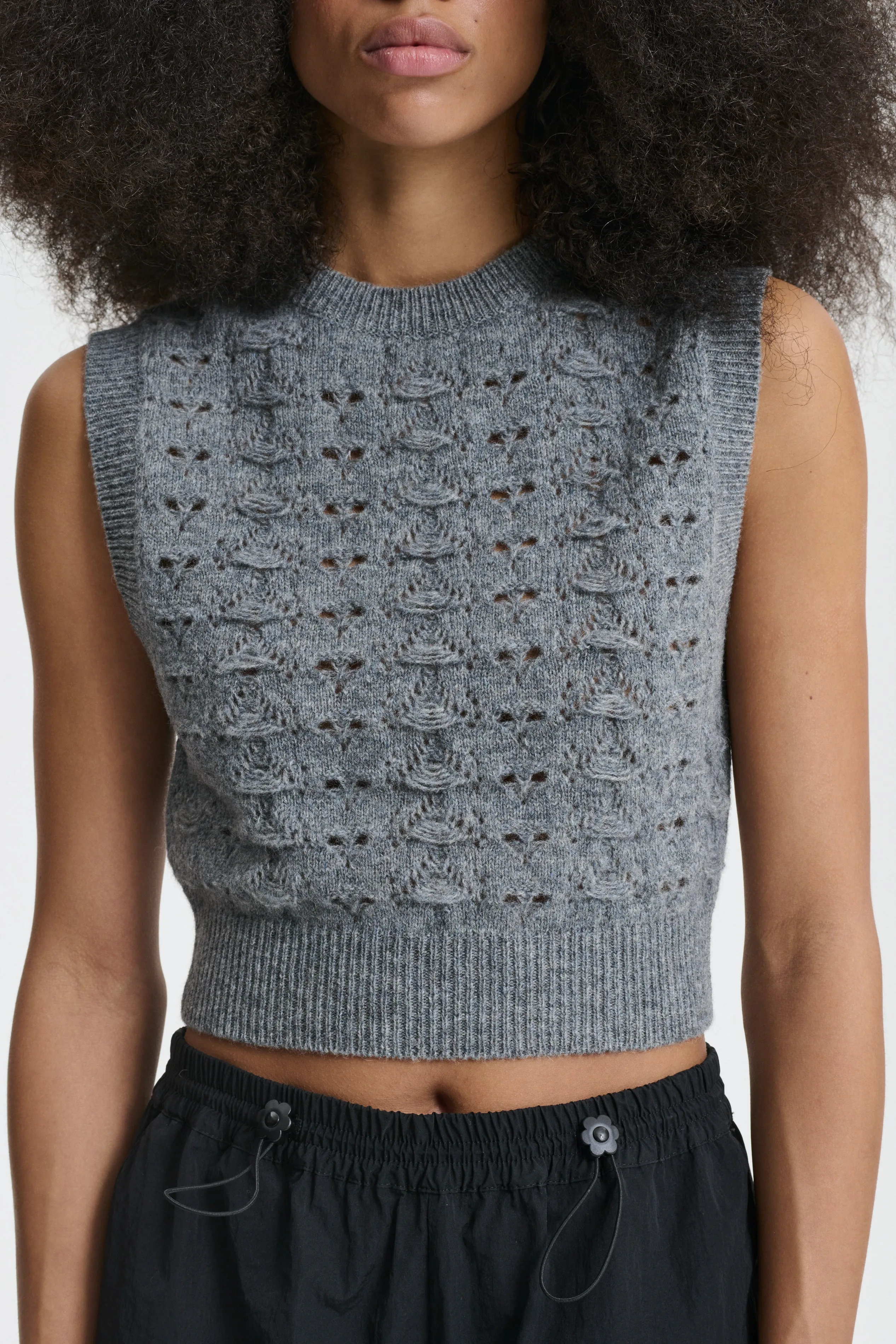 BRISA | VEST HERITAGE LACE KNIT LIGHT GREY sold by Cecilie Bahnsen product image thumbnail 3