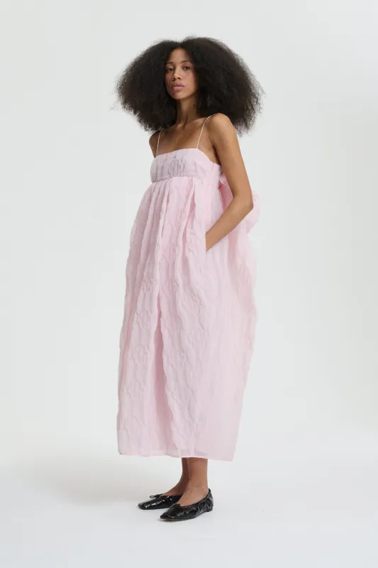 VILMA | DRESS AVENS MATELASSÉ PINK made by AW25