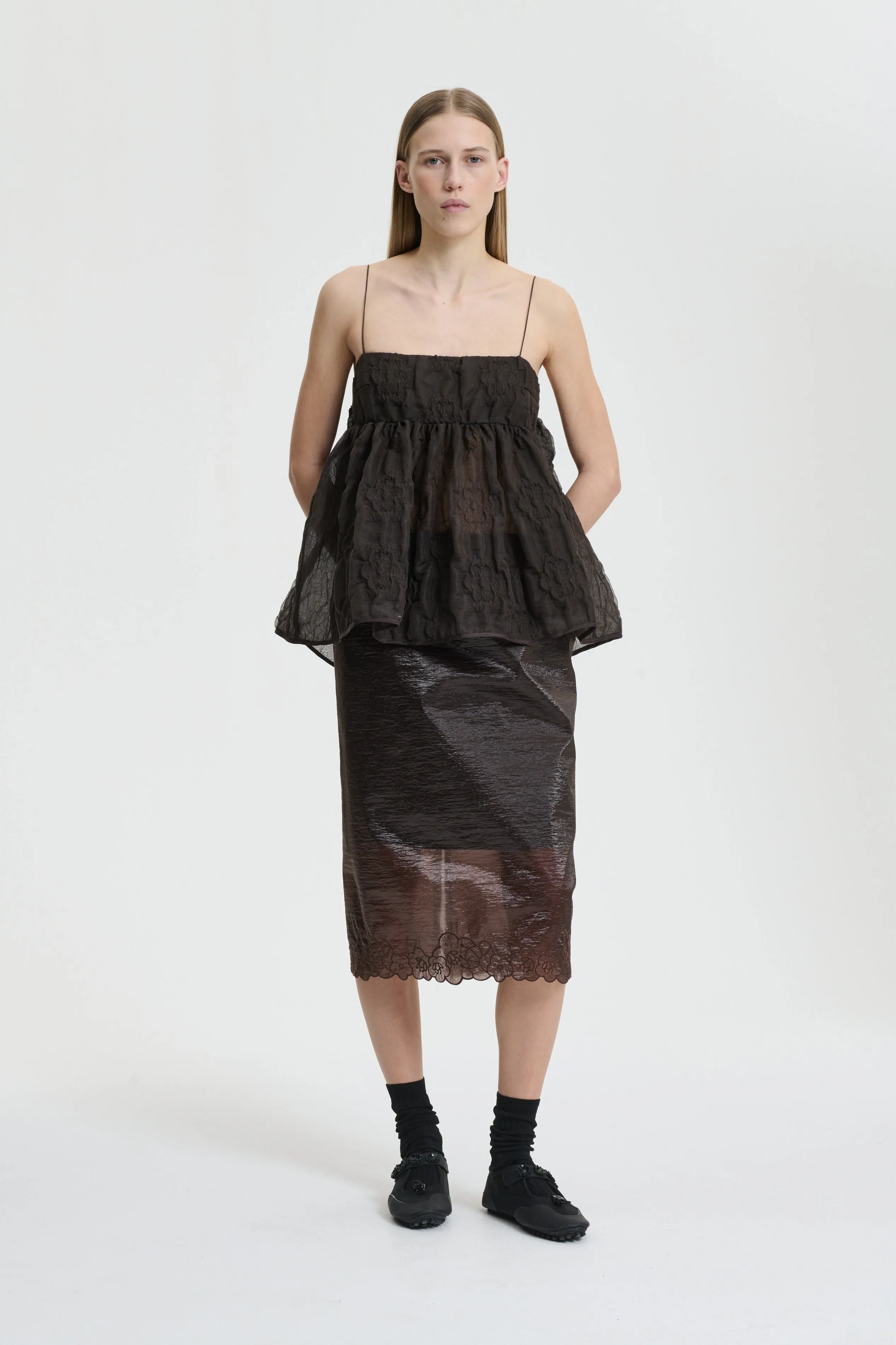 VERONICA | TOP AVENS MATELASSÉ SOIL BROWN sold by Cecilie Bahnsen