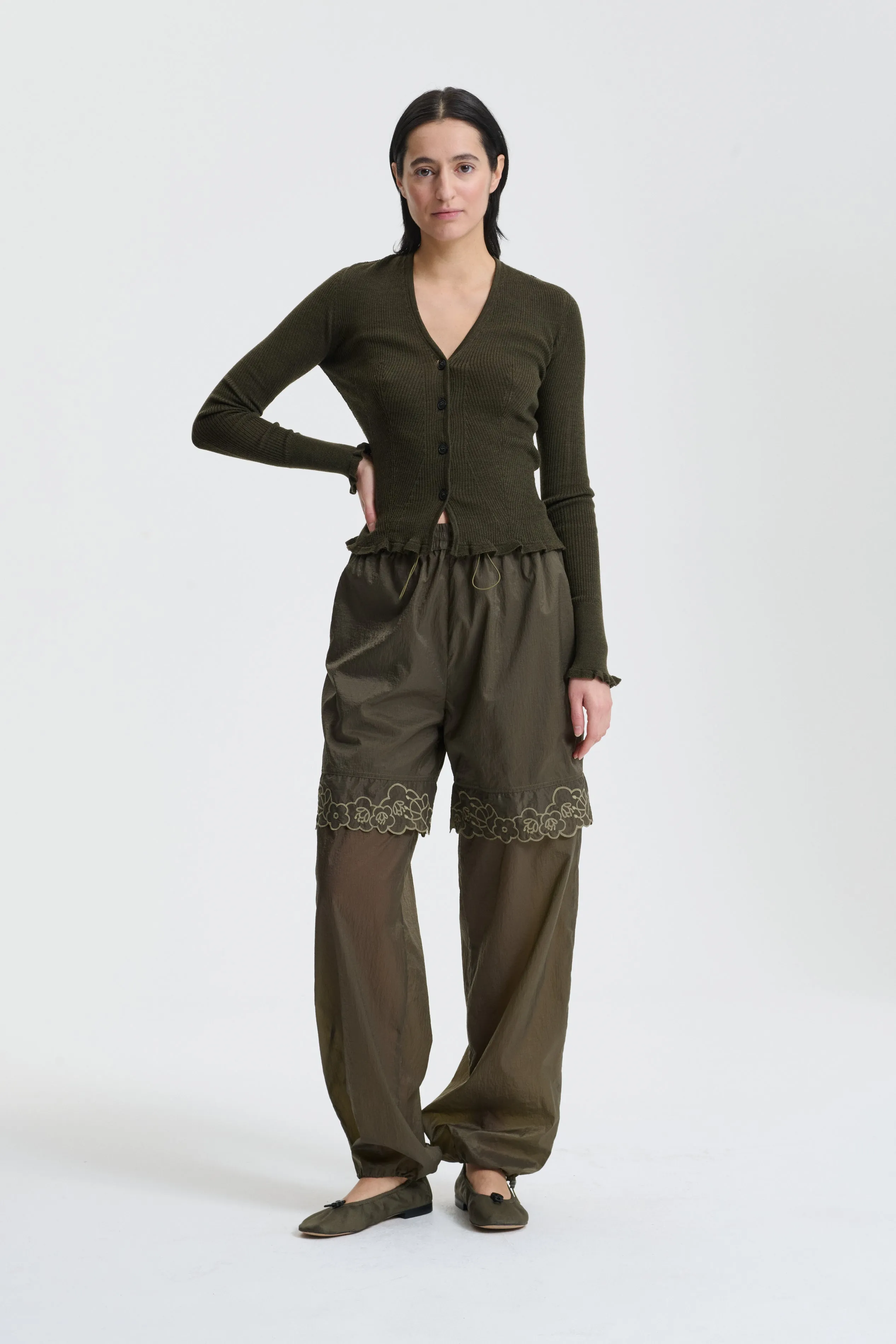 BESSIE | CARDIGAN SEAMLESS KNIT OLIVE sold by Cecilie Bahnsen