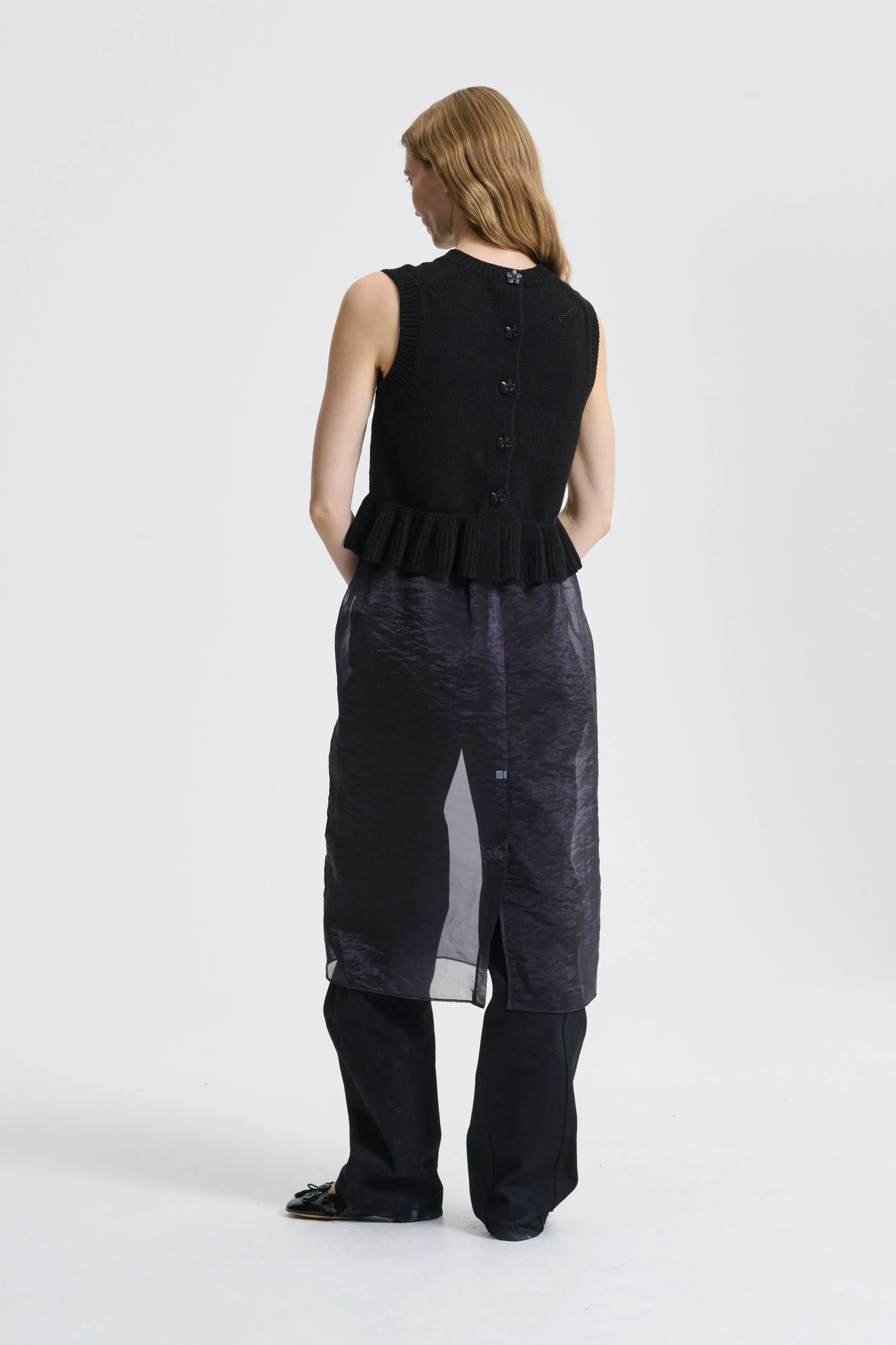 BILL | VEST RECYCLED CASHMERE BLACK sold by Cecilie Bahnsen product image thumbnail 2