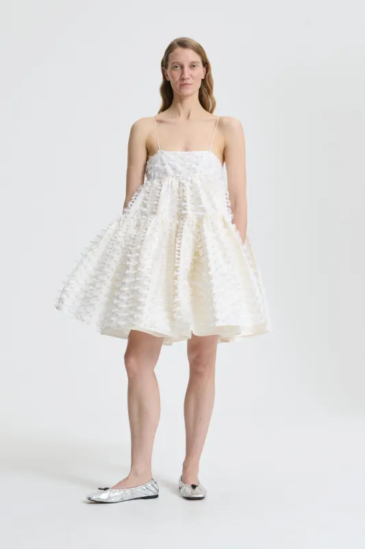 OBERRA | DRESS FIAMMA FIL-COUPÉ WHITE made by Cecilie Bahnsen