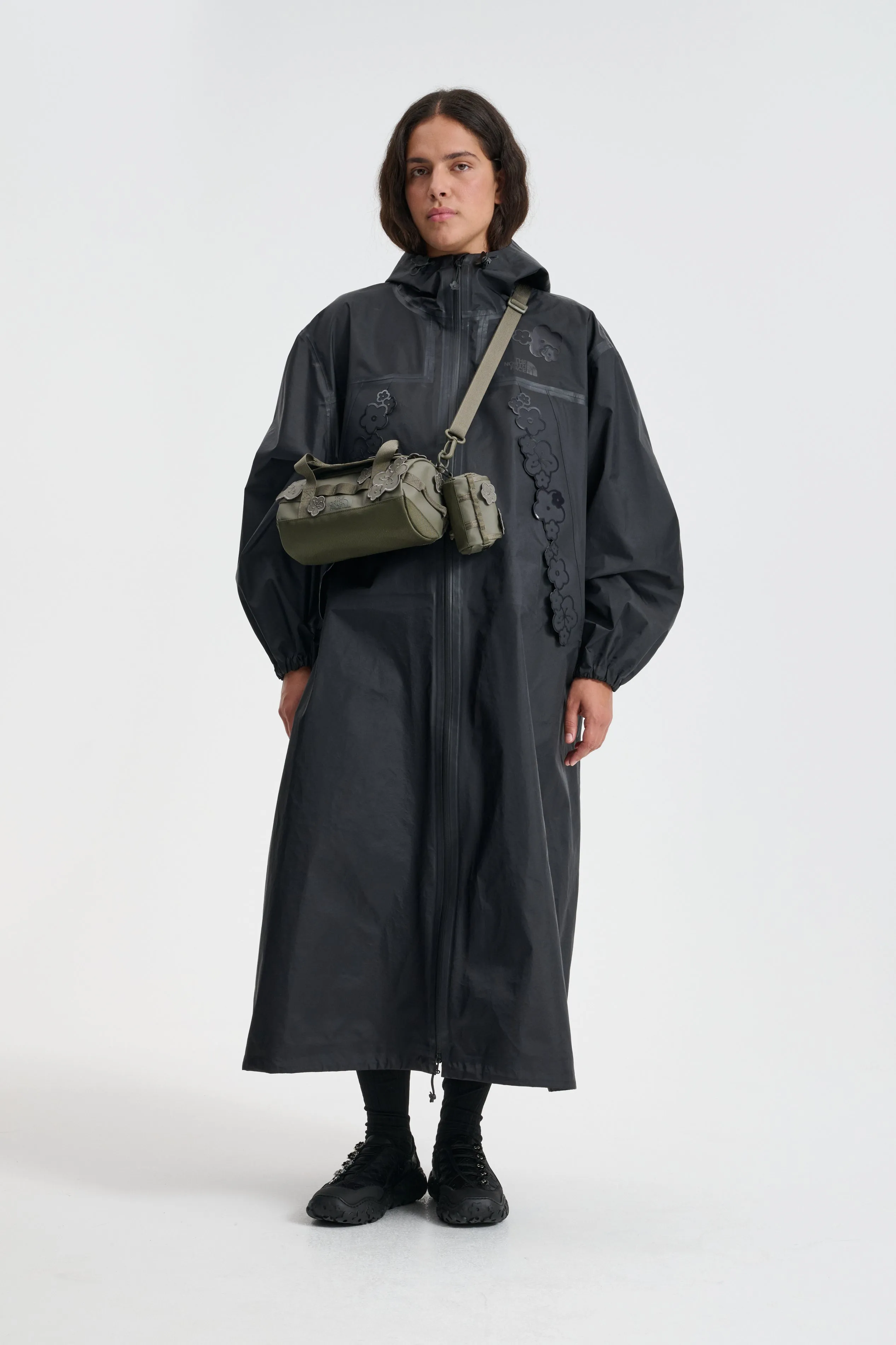 THE NORTH FACE X CECILIE BAHNSEN MARIA BASE CAMP | CLUTCH | OLIVE sold by Cecilie Bahnsen product image thumbnail 2