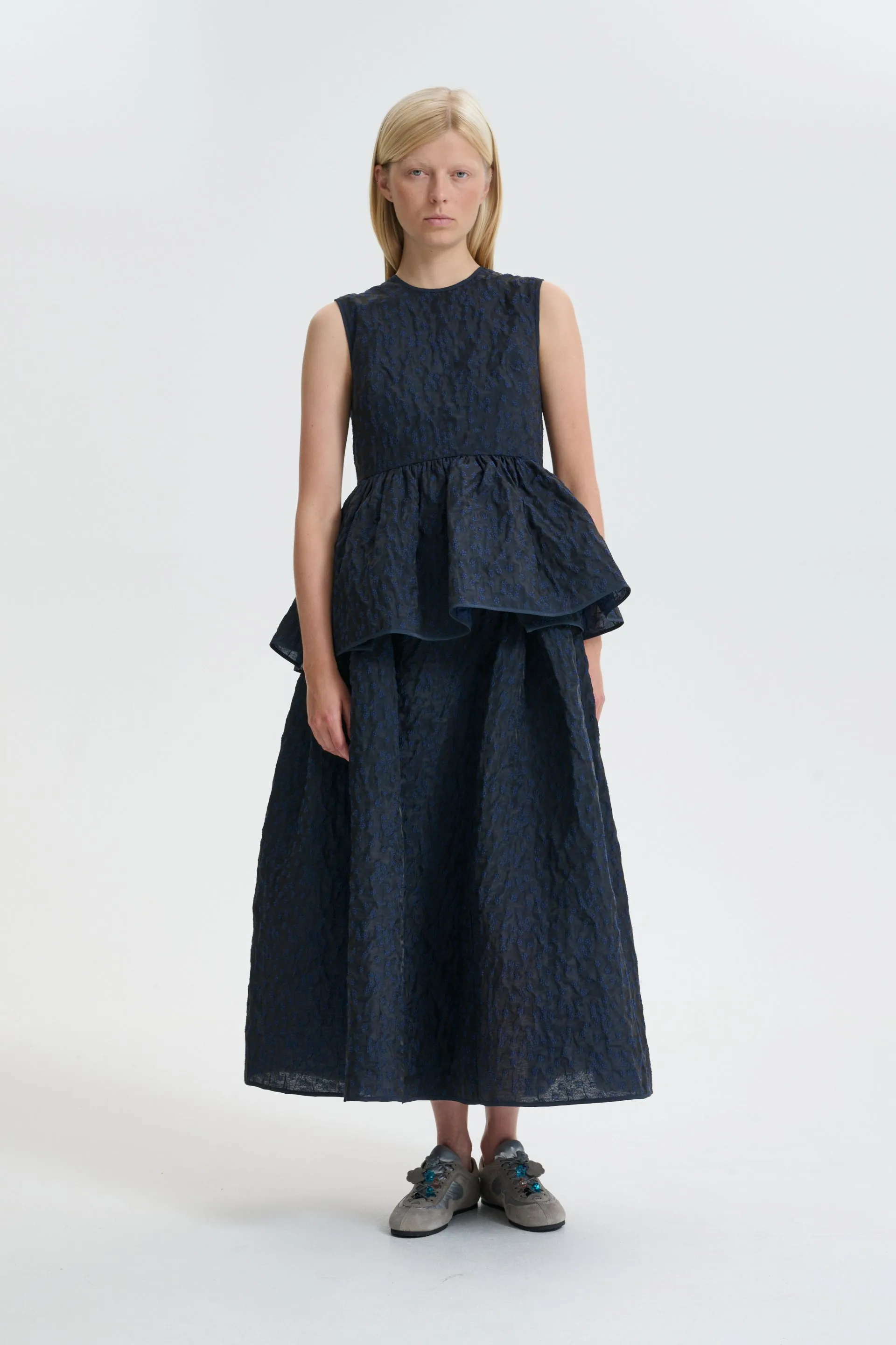 CBEA | TOP MARGUERITTE CLOQUÉ NAVY sold by Cecilie Bahnsen