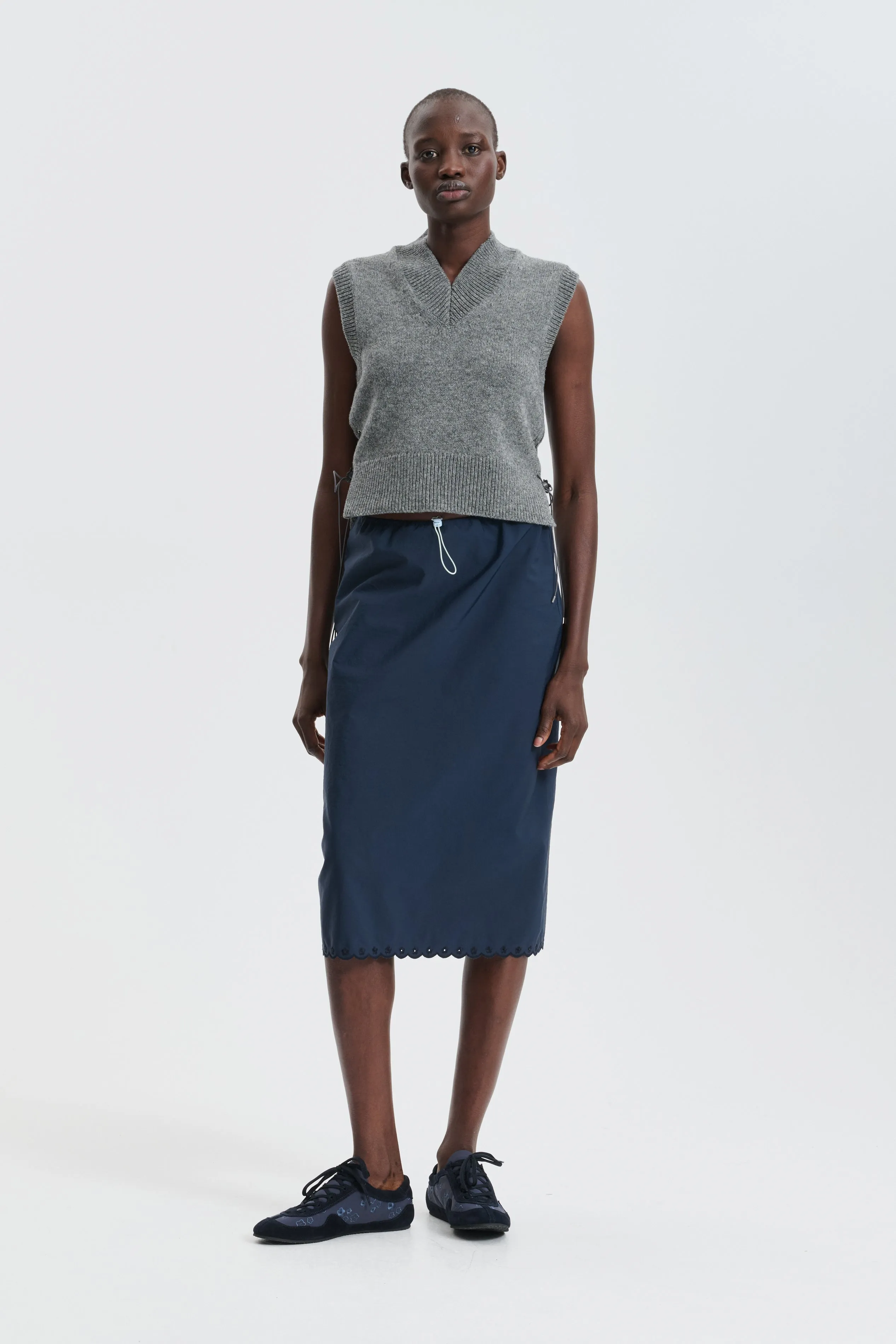 CBFLEETWOOD | VEST WINTER LAMBSWOOL GREY sold by Cecilie Bahnsen