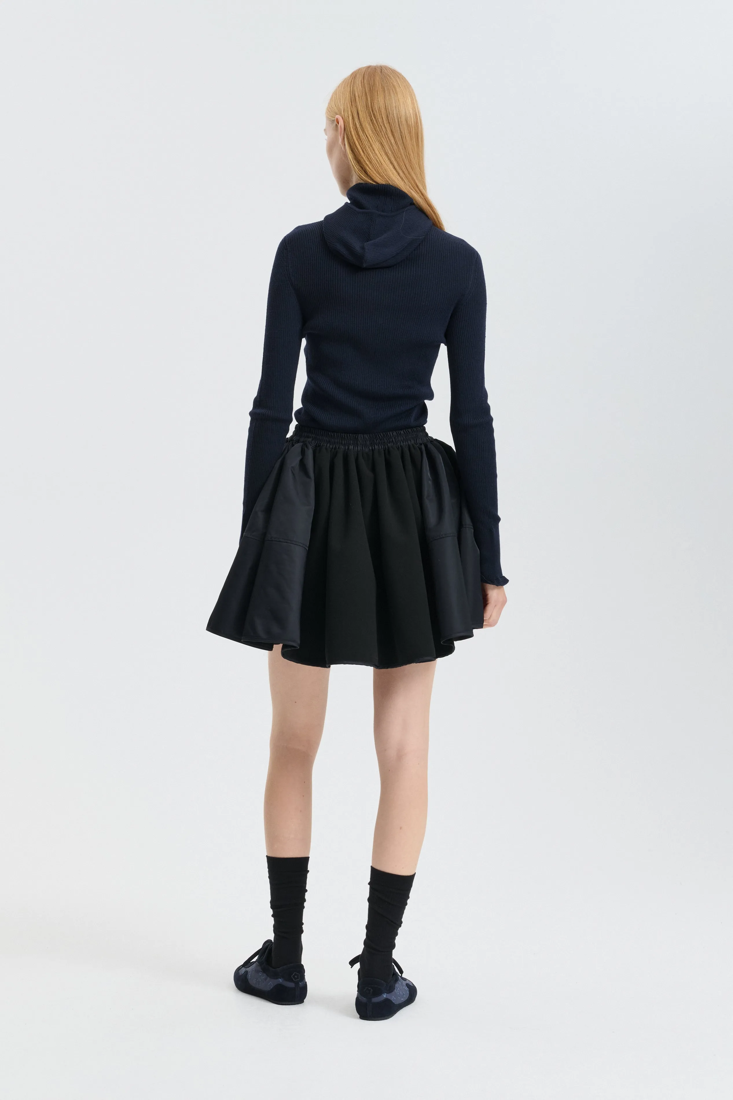 CBFABIANNA | SKIRT NYLON / FLEECE BLACK sold by Cecilie Bahnsen product image thumbnail 2