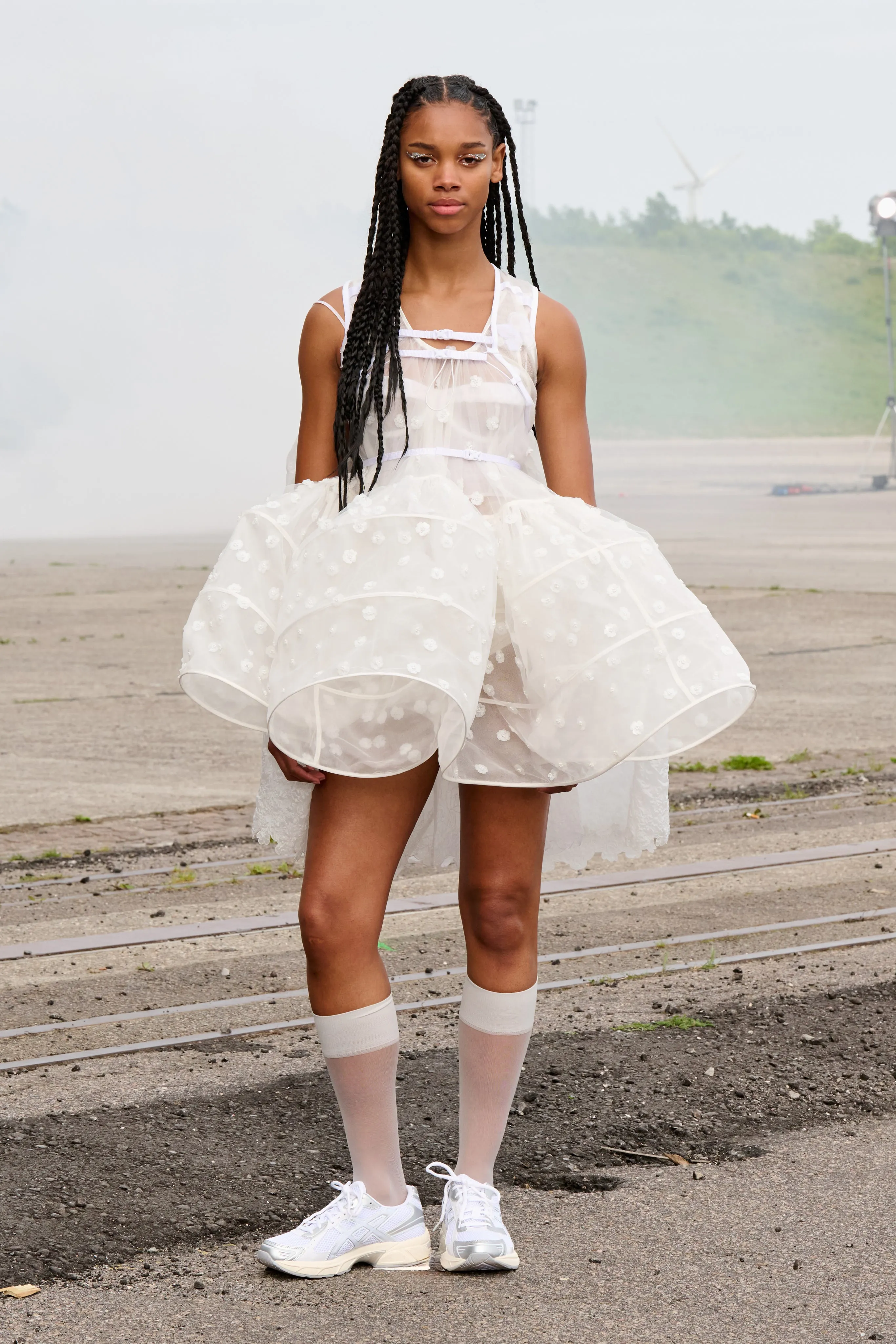 BUSAO | DRESS SEQUIN BLOSSOM TULLE WHITE - LOOK 12 sold by Cecilie Bahnsen