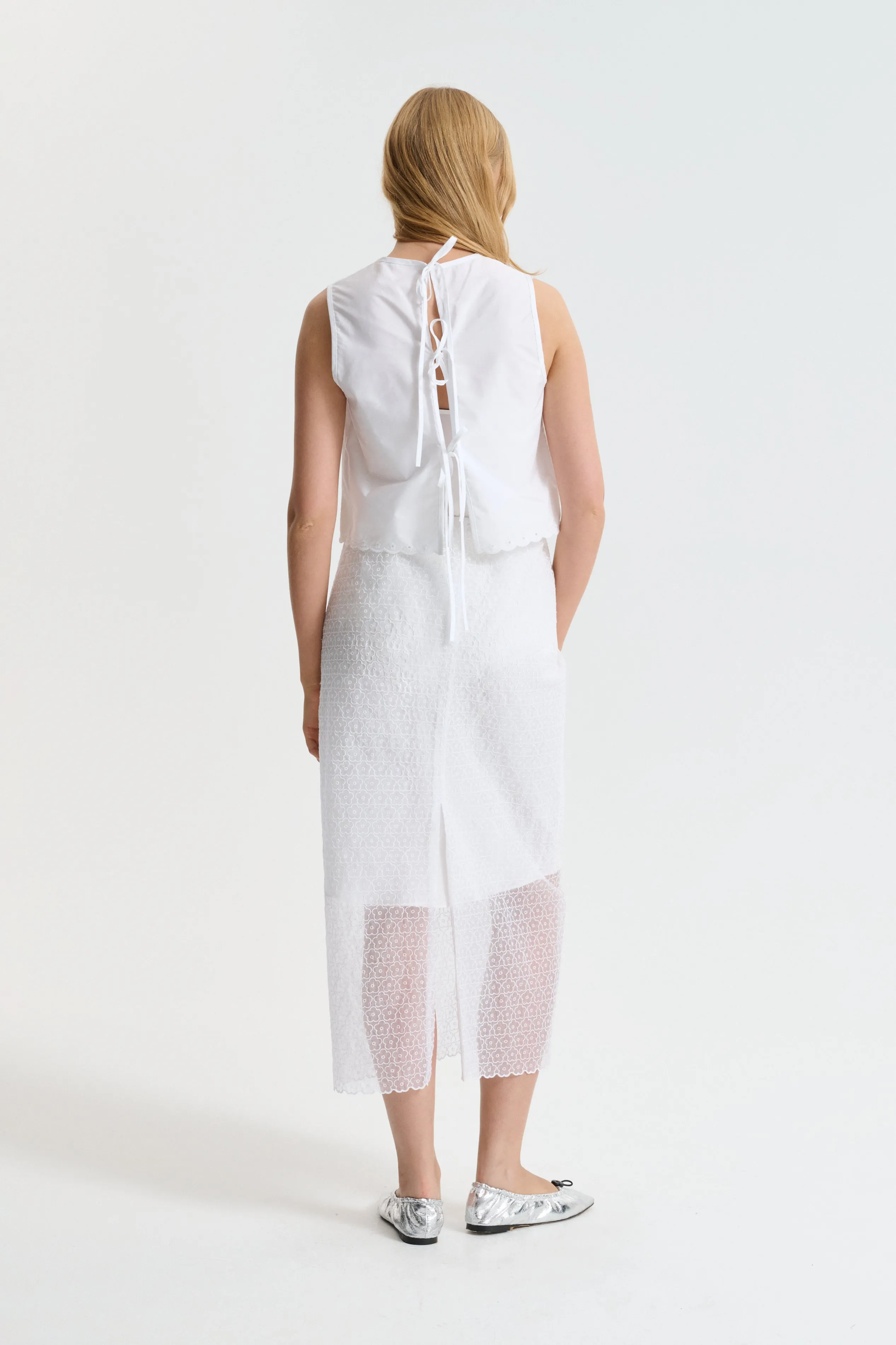 CBDONNA | SKIRT WINDFLOWER EMB WHITE sold by Cecilie Bahnsen product image thumbnail 4