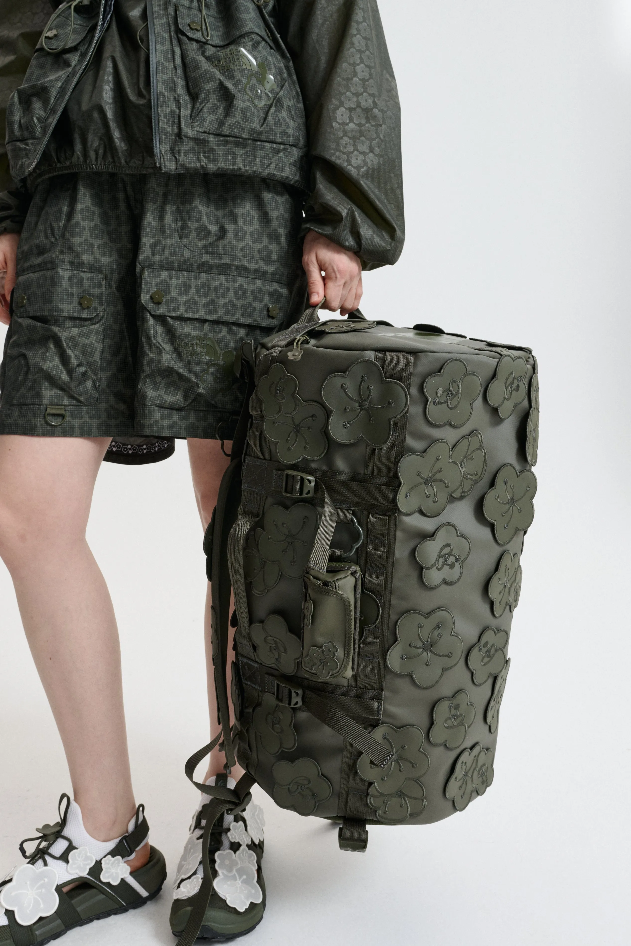 THE NORTH FACE X CECILIE BAHNSEN ANNA BASE CAMP | DUFFEL (S) | POLYESTER FOREST NIGHT GREEN sold by Cecilie Bahnsen product image thumbnail 5