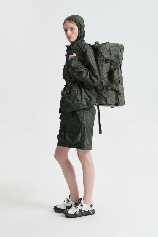 THE NORTH FACE X CECILIE BAHNSEN ANNA BASE CAMP | DUFFEL (S) | POLYESTER FOREST NIGHT GREEN made by The North Face