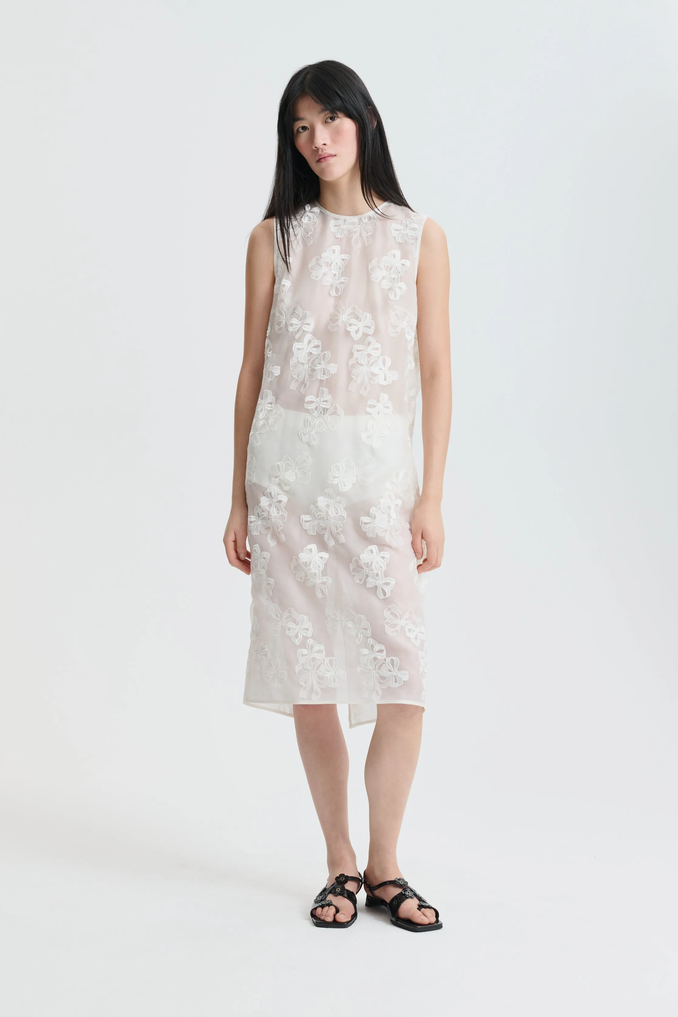 CBFEERO | DRESS ROSETTE ORGANZA EMB VINTAGE IVORY sold by Cecilie Bahnsen