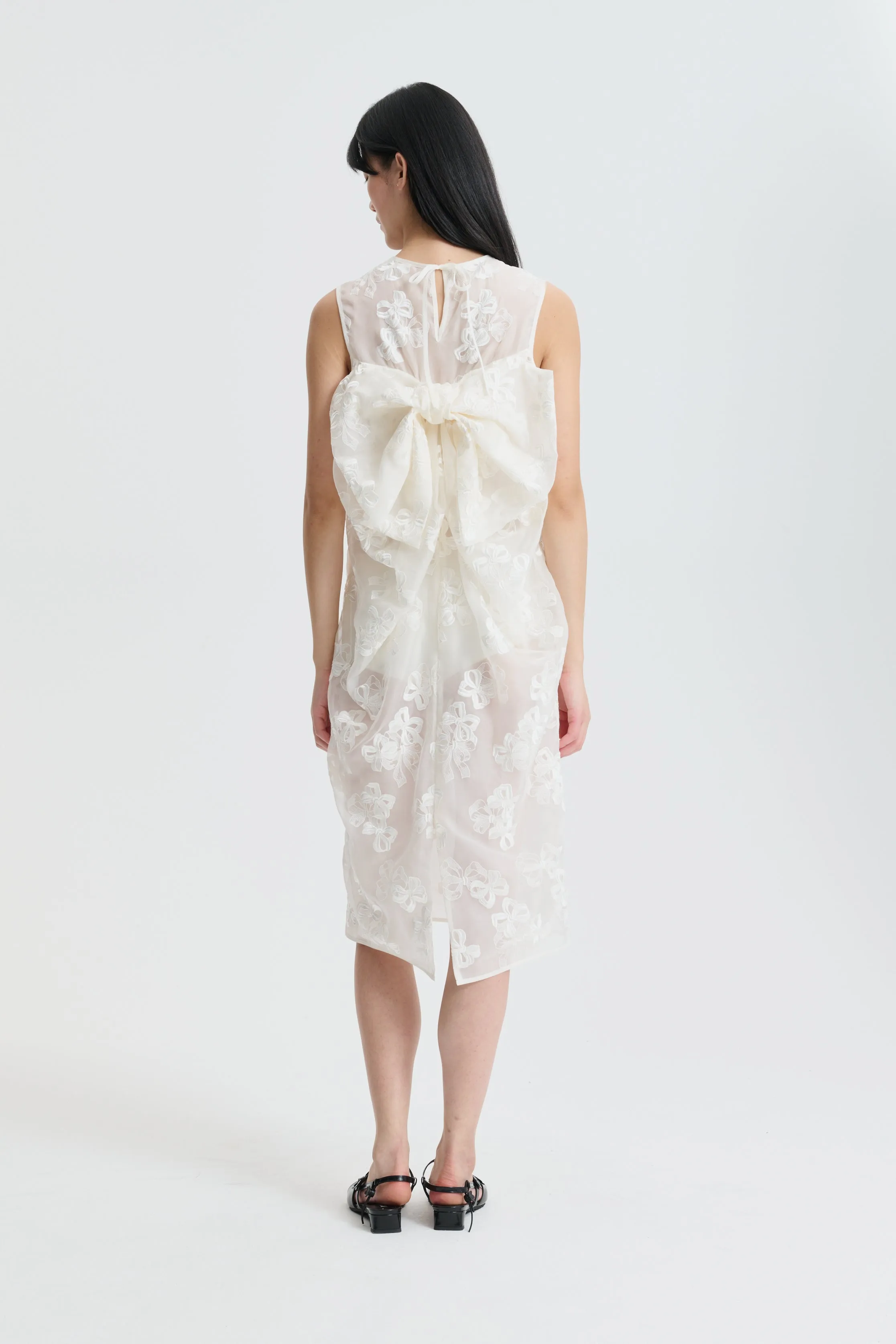 CBFEERO | DRESS ROSETTE ORGANZA EMB VINTAGE IVORY sold by Cecilie Bahnsen product image thumbnail 3