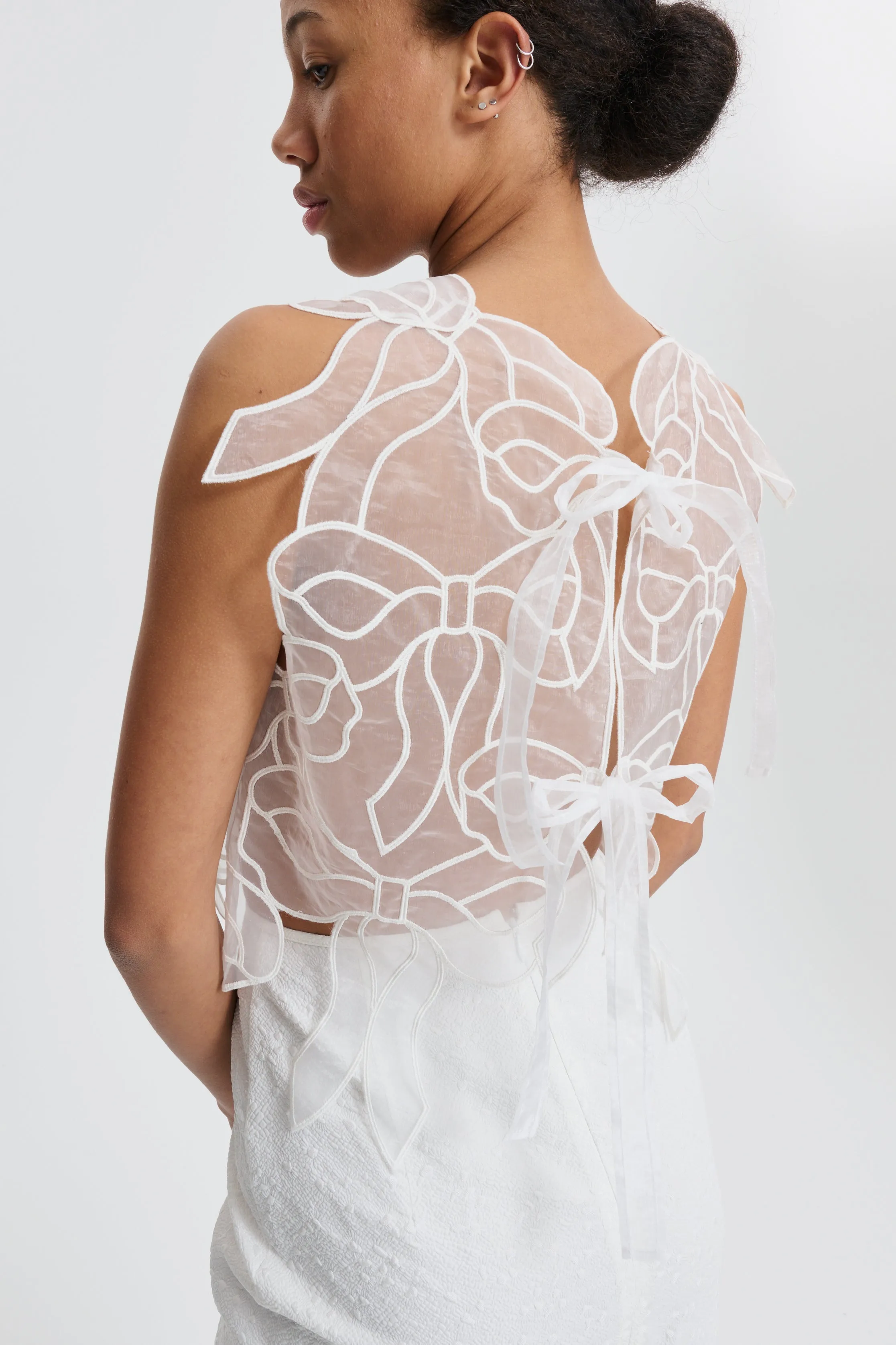 CBAYA | TOP BOW EMBROIDERY WHITE sold by Cecilie Bahnsen product image thumbnail 2