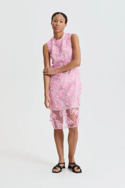 CBDEVIN | DRESS ROSETTE ORGANZA EMB VIBRANT PINK made by Cecilie Bahnsen
