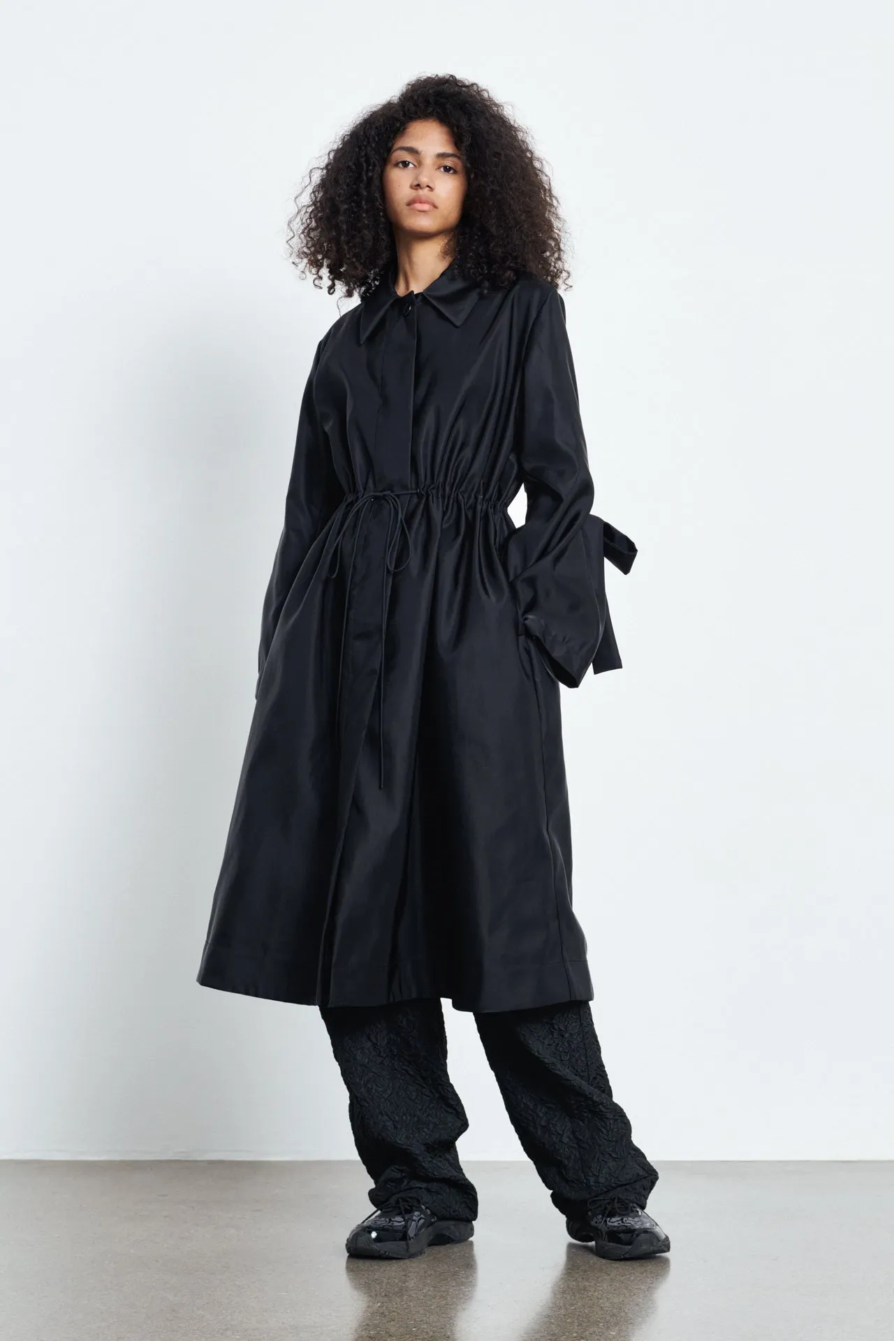 VANIA | COAT TECHNICAL CANVAS BLACK sold by Cecilie Bahnsen