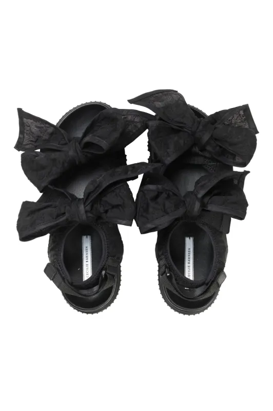 VALERIA | TRUEAL CLOQUÉ BLACK/BLACK BOWS sold by Cecilie Bahnsen