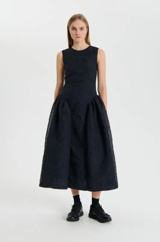 GINE | DRESS POSY MATELASSÉ NAVY made by Cecilie Bahnsen