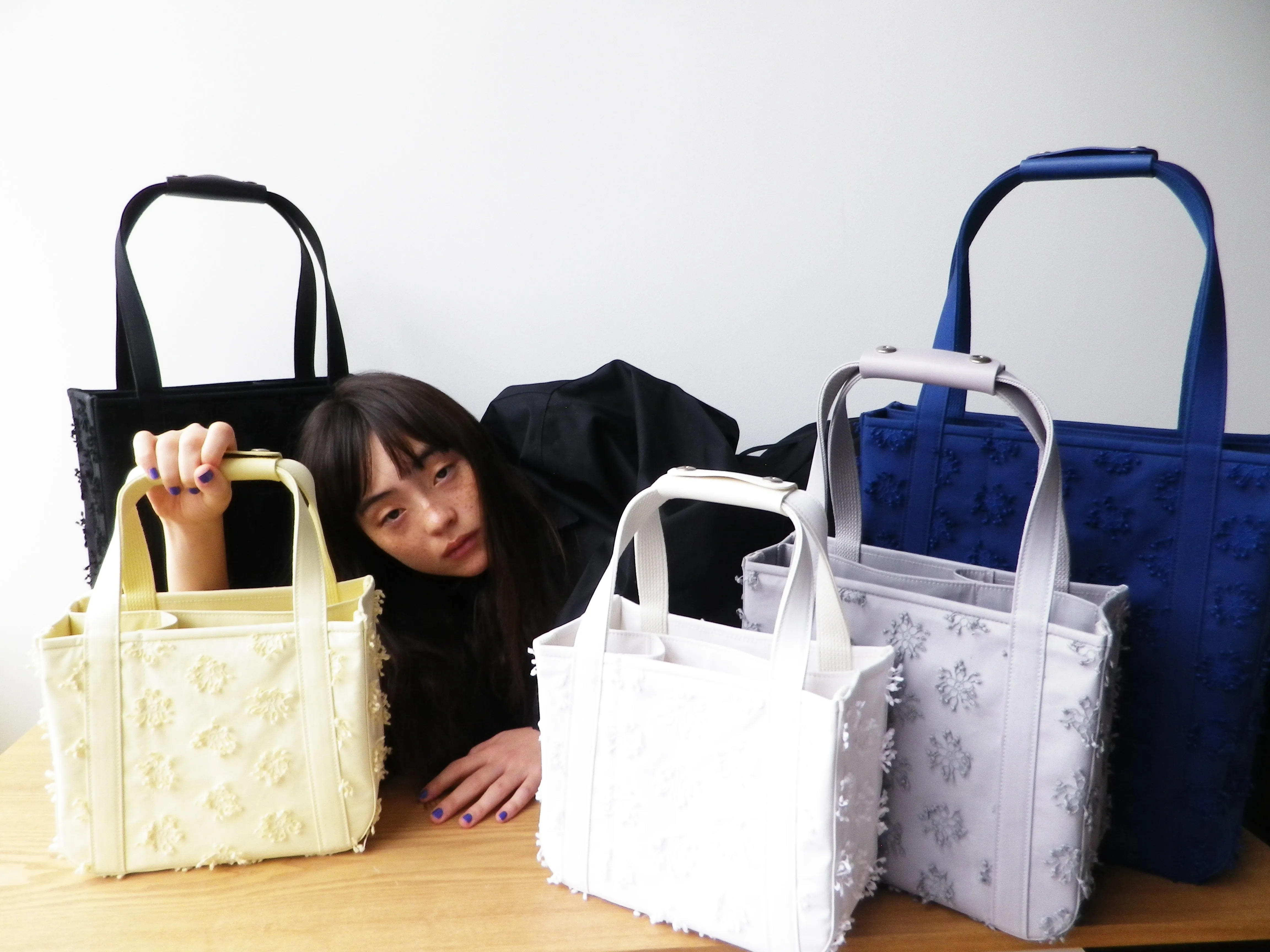 LOUISE | BAG 06 medium - White sold by Cecilie Bahnsen product image thumbnail 2