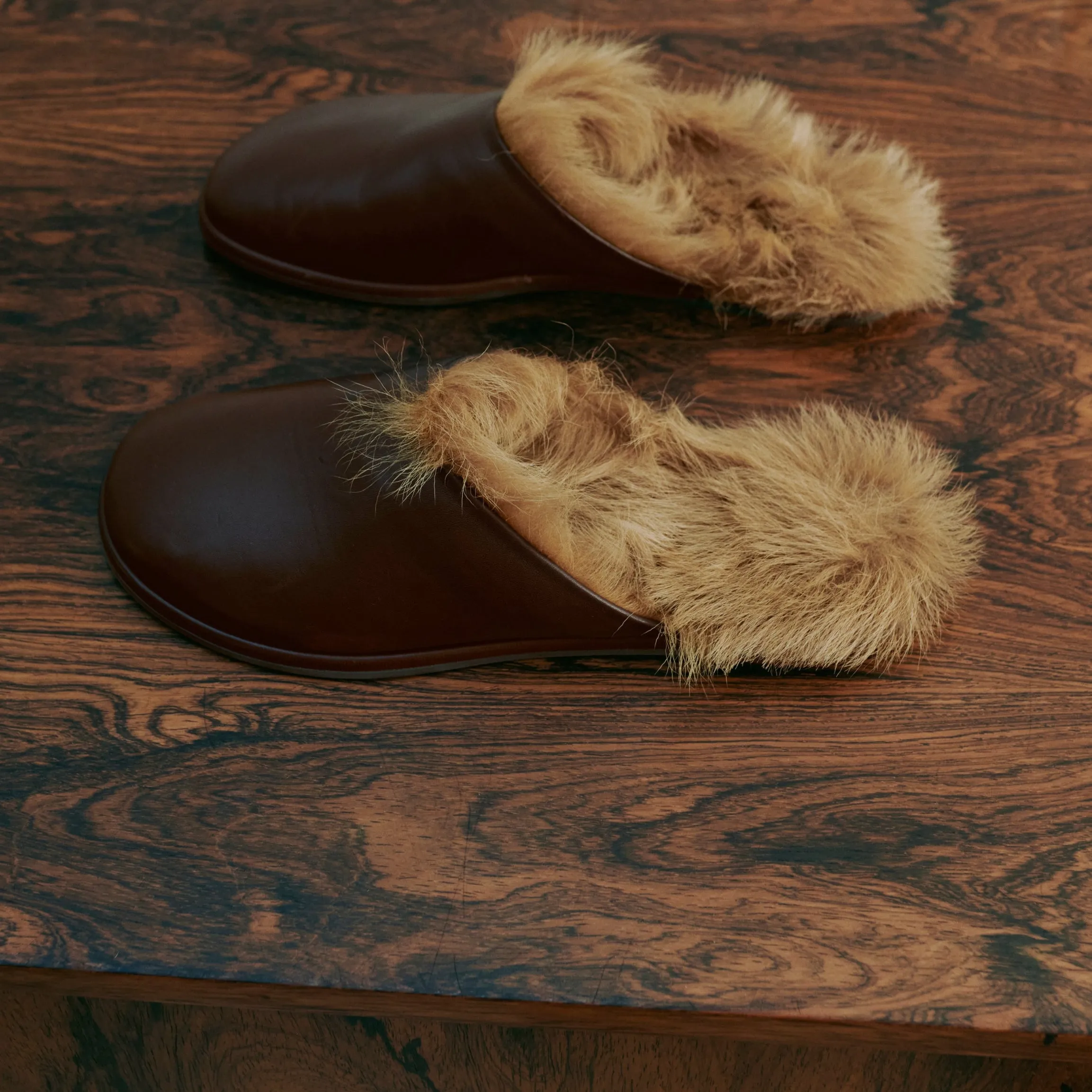 ATIK SHEARLING sold by NEOUS product image thumbnail 4