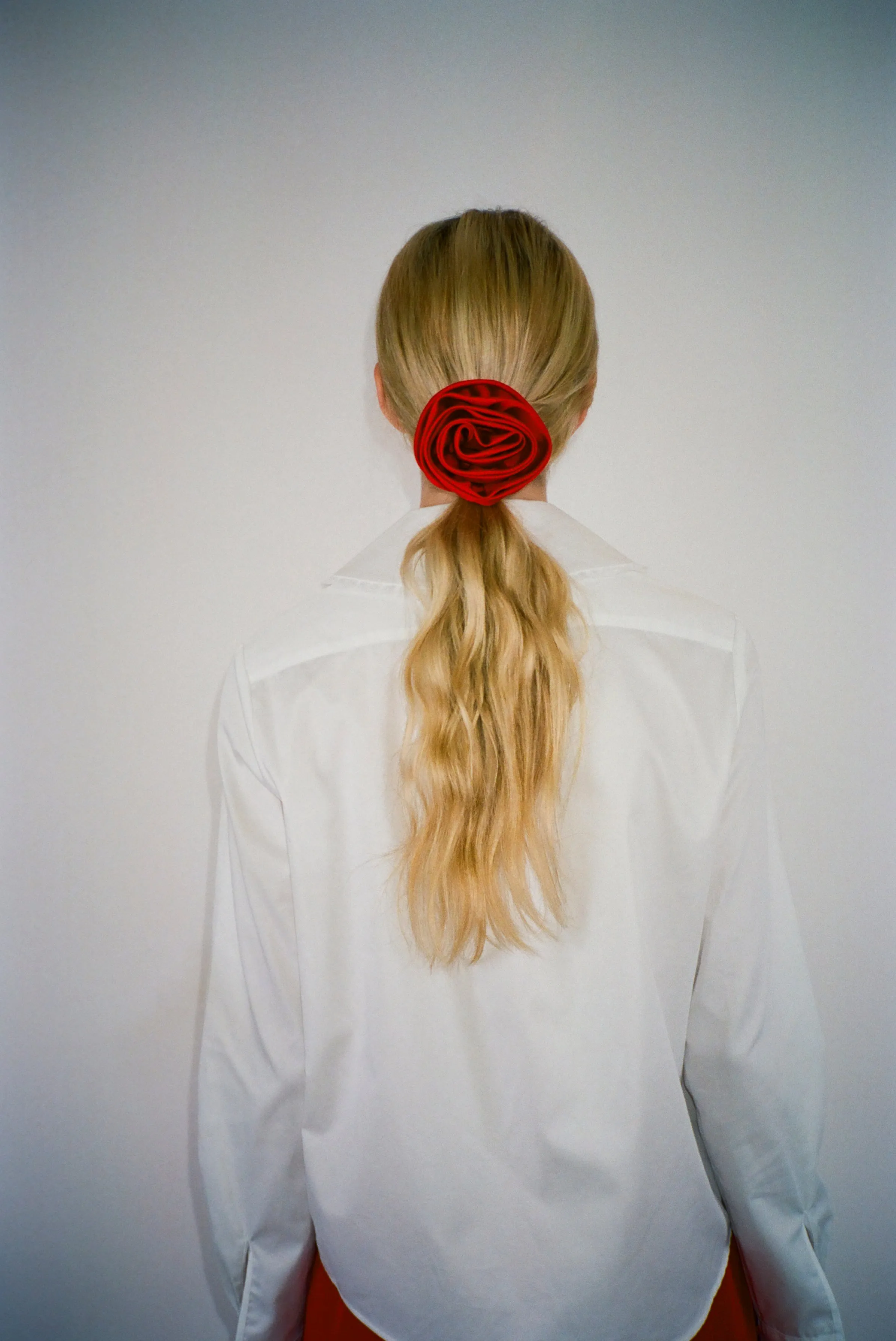 FIORE BARRETTE IN RED sold by Sandy Liang product image thumbnail 2