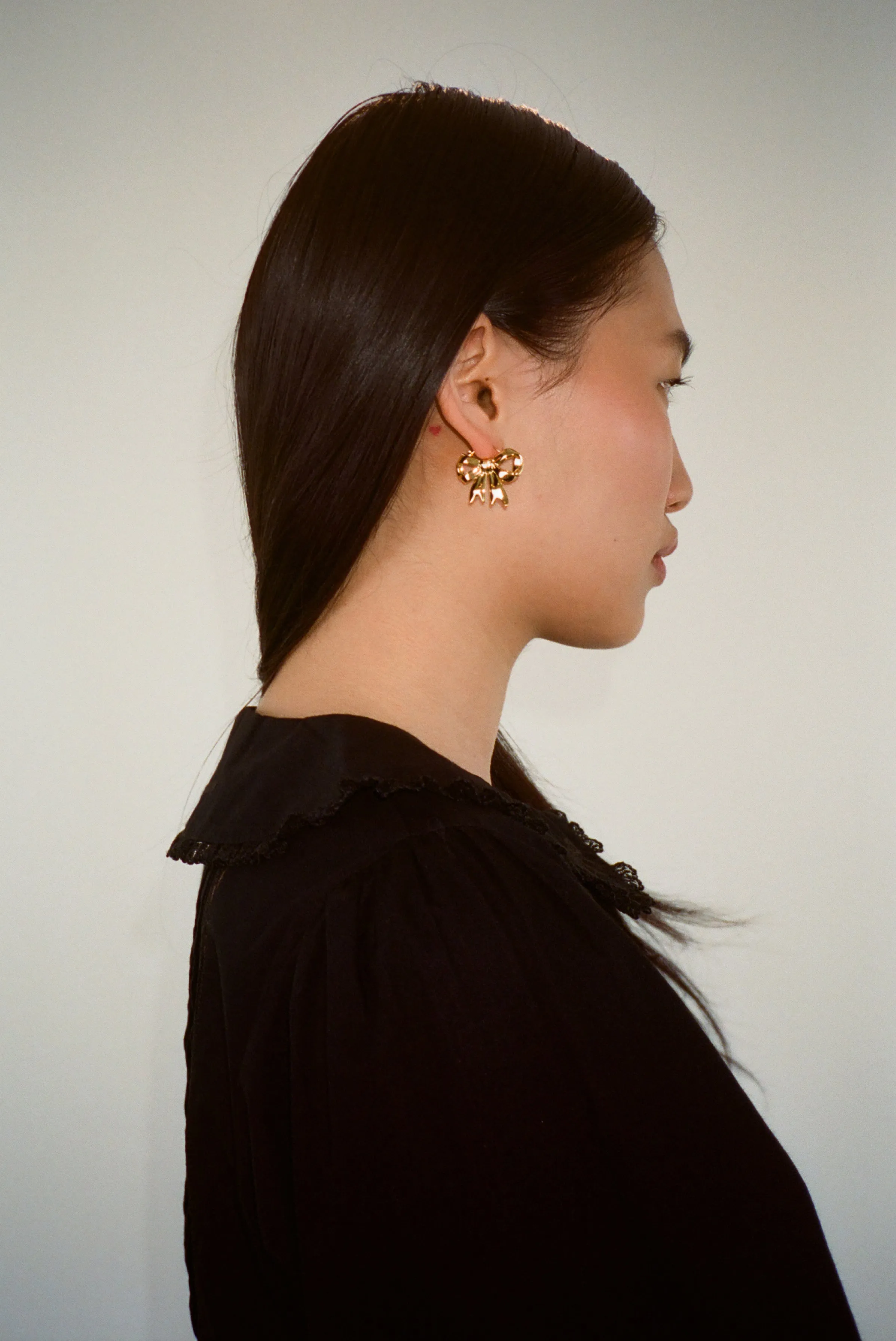 MONYO HOOPS IN GOLD sold by Sandy Liang product image thumbnail 2