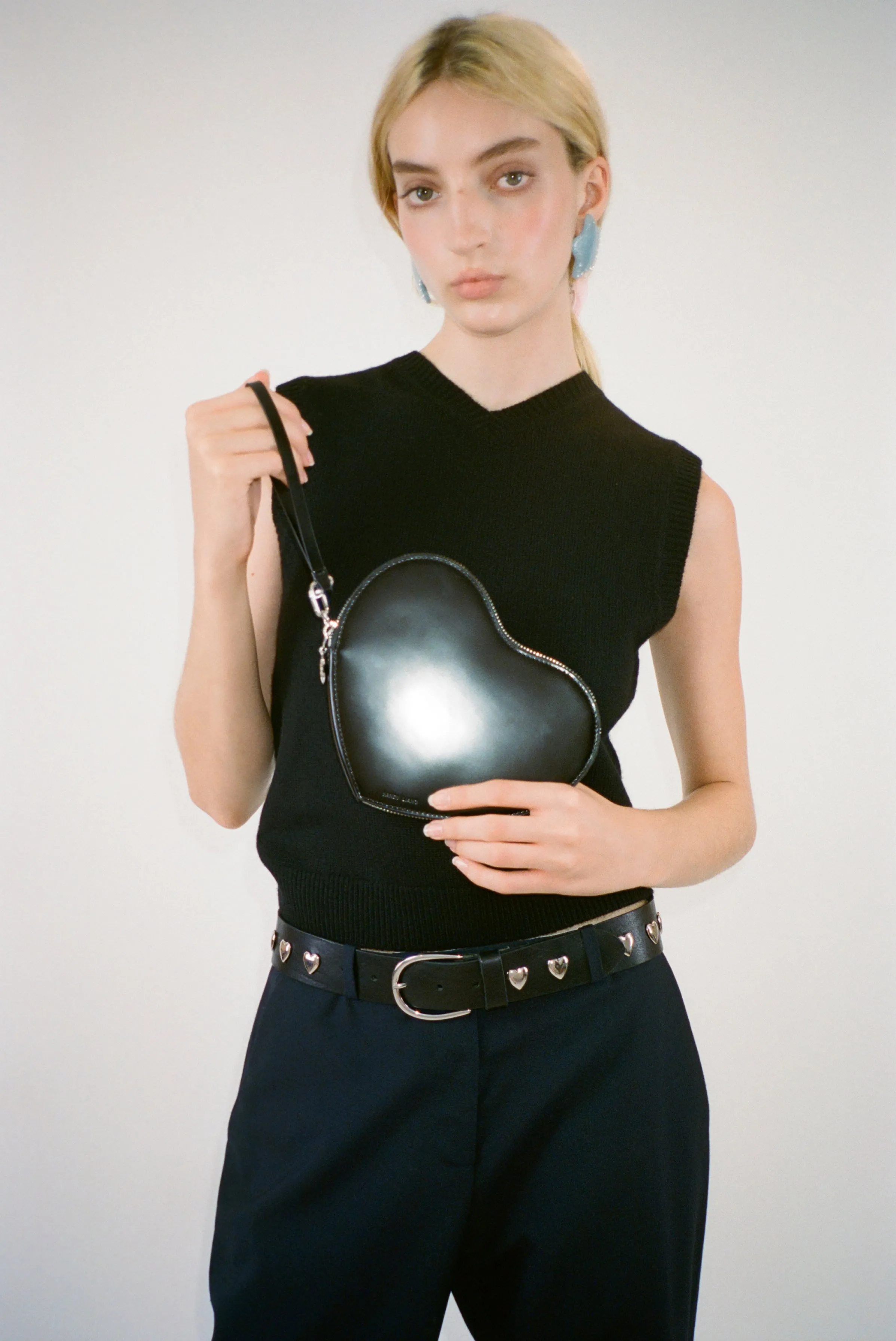 MID HEART ZIP IN BLACK sold by Sandy Liang product image thumbnail 3