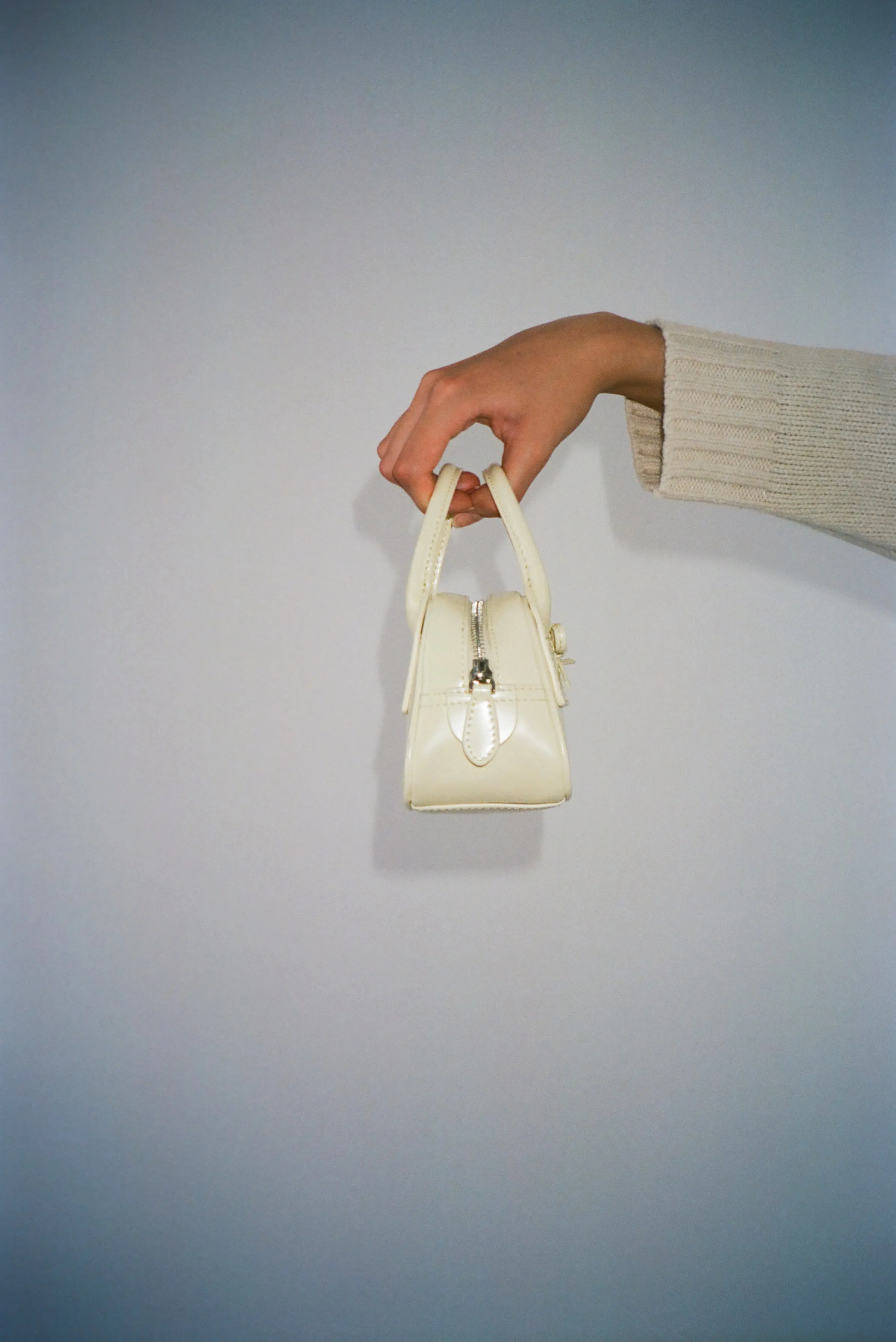 SECURE BAG IN BUTTER sold by Sandy Liang product image thumbnail 4