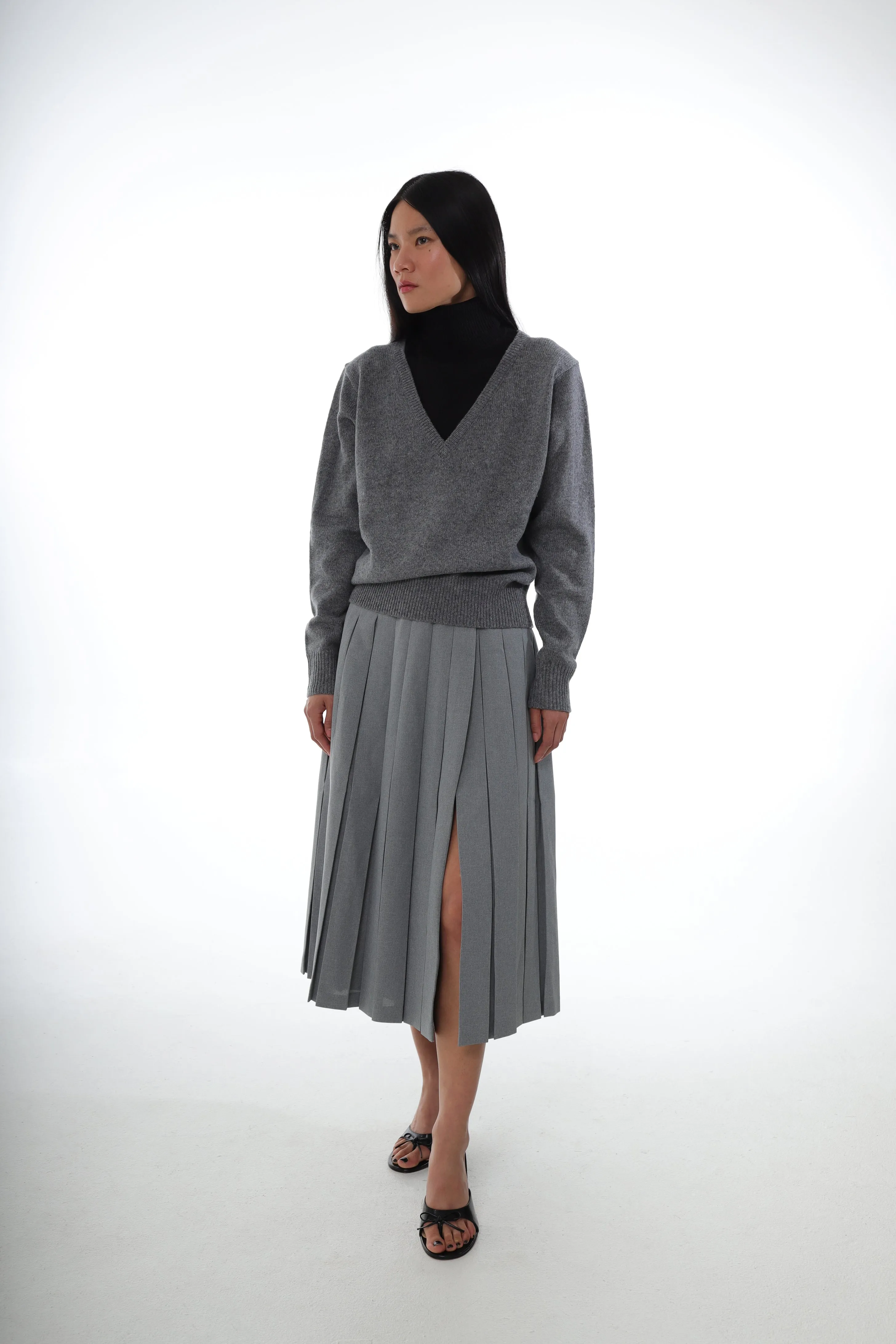 BAMBOO SWEATER IN CHARCOAL sold by Sandy Liang product image thumbnail 2